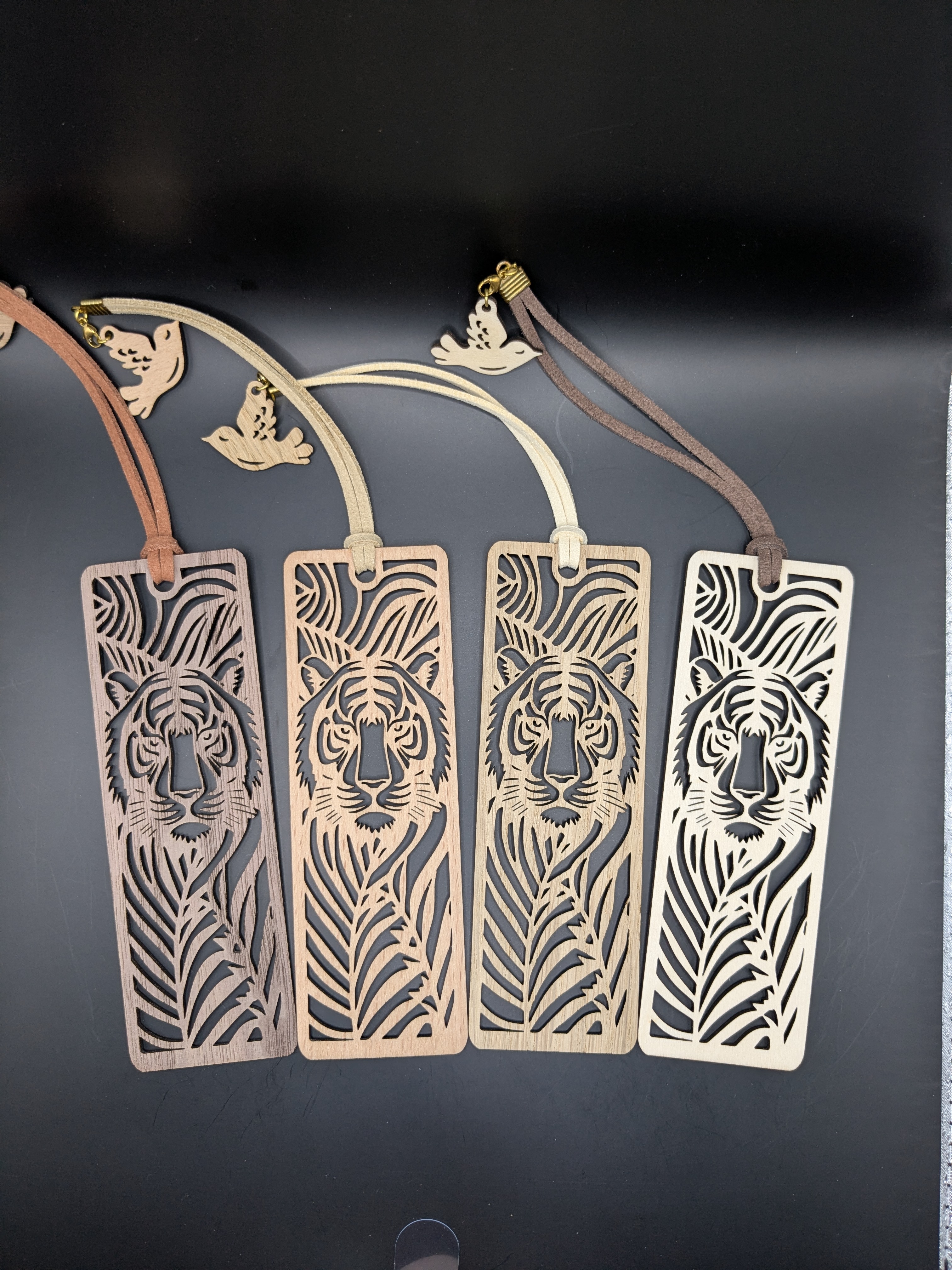 Marque-page en bois Tigre