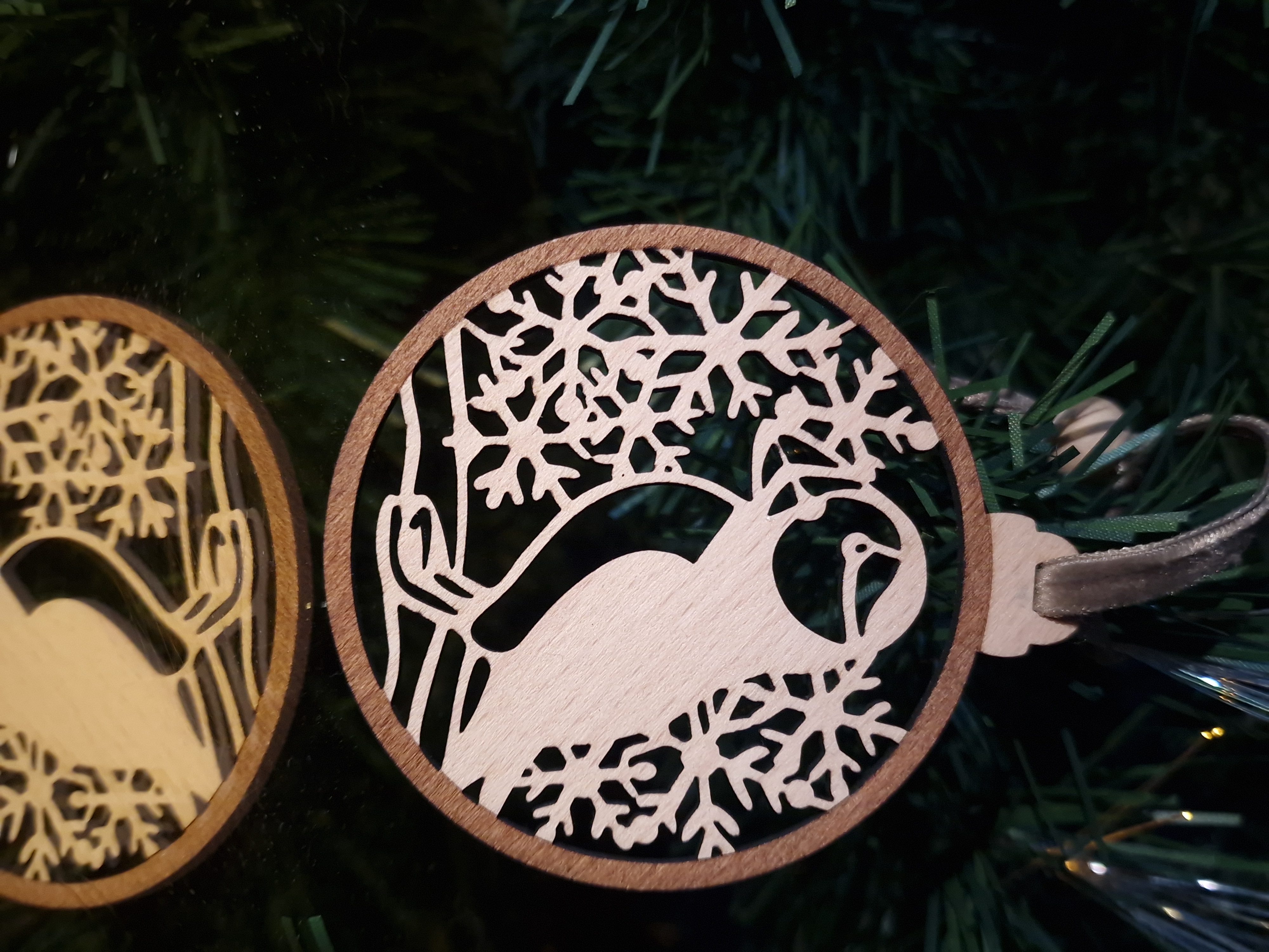 Boule de Noël - Un Macareux en Décembre ?