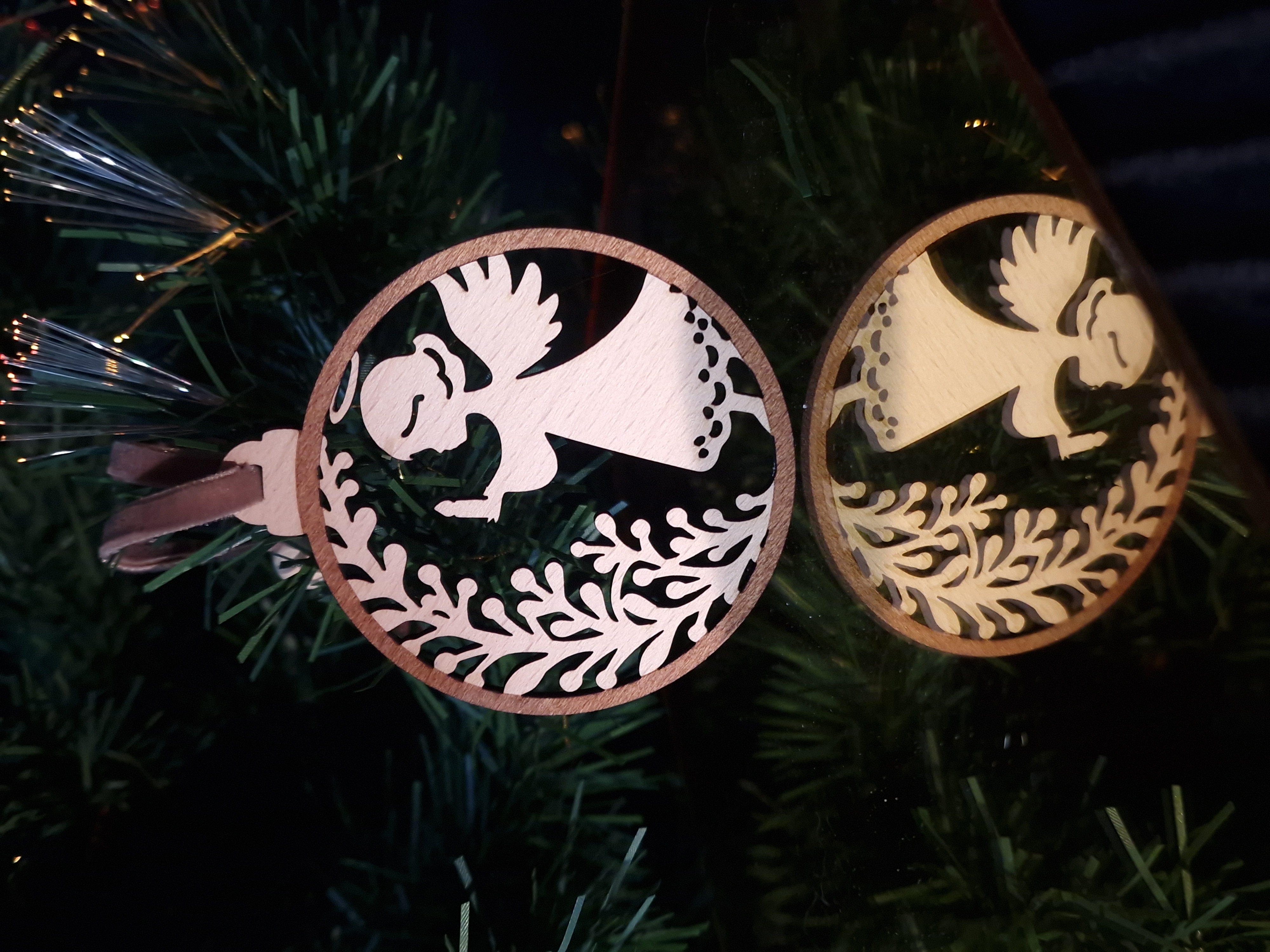 Boule de Noël - L'Ange éclaireur