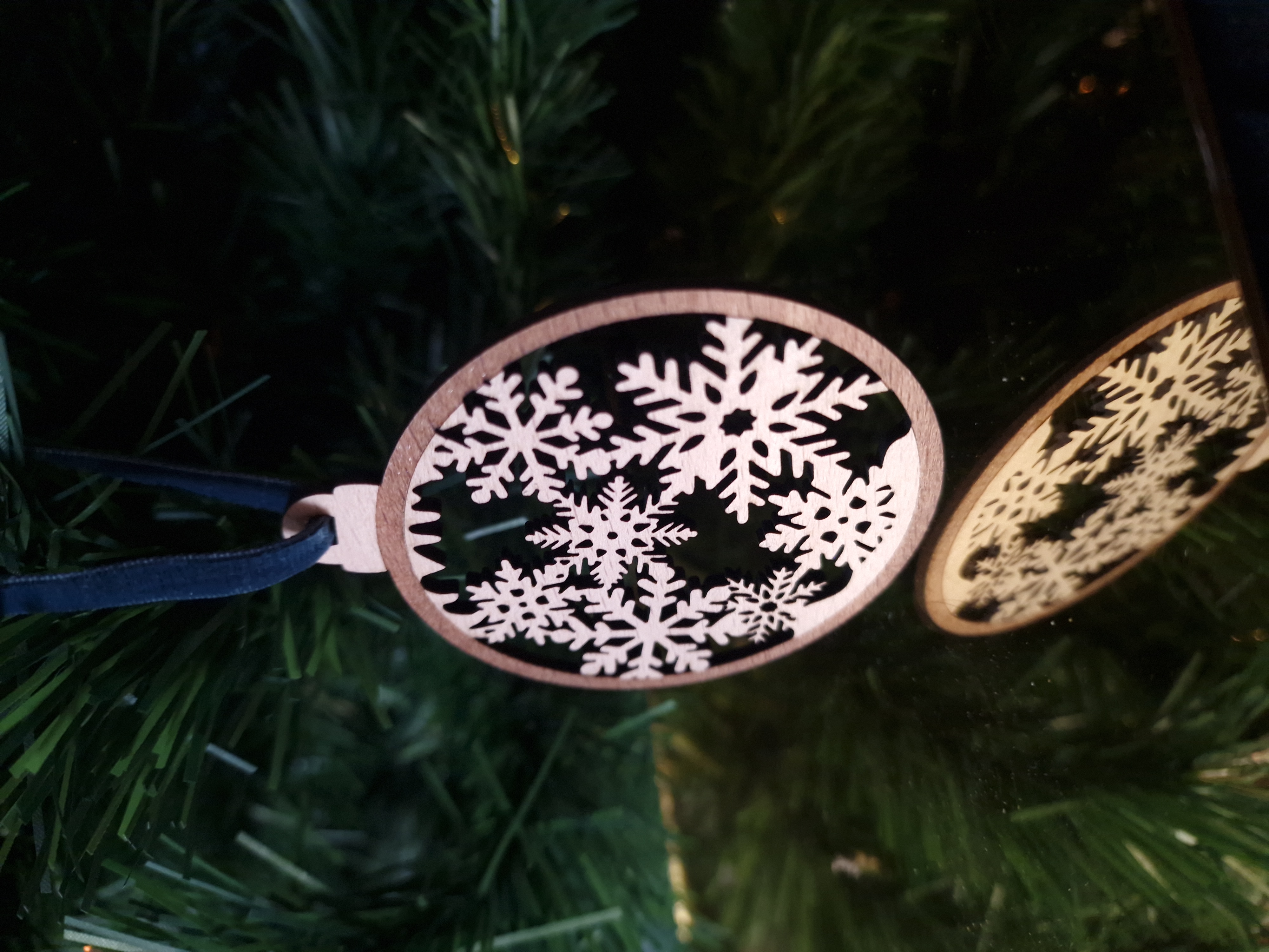 Boule de Noël - Pluie de flocons