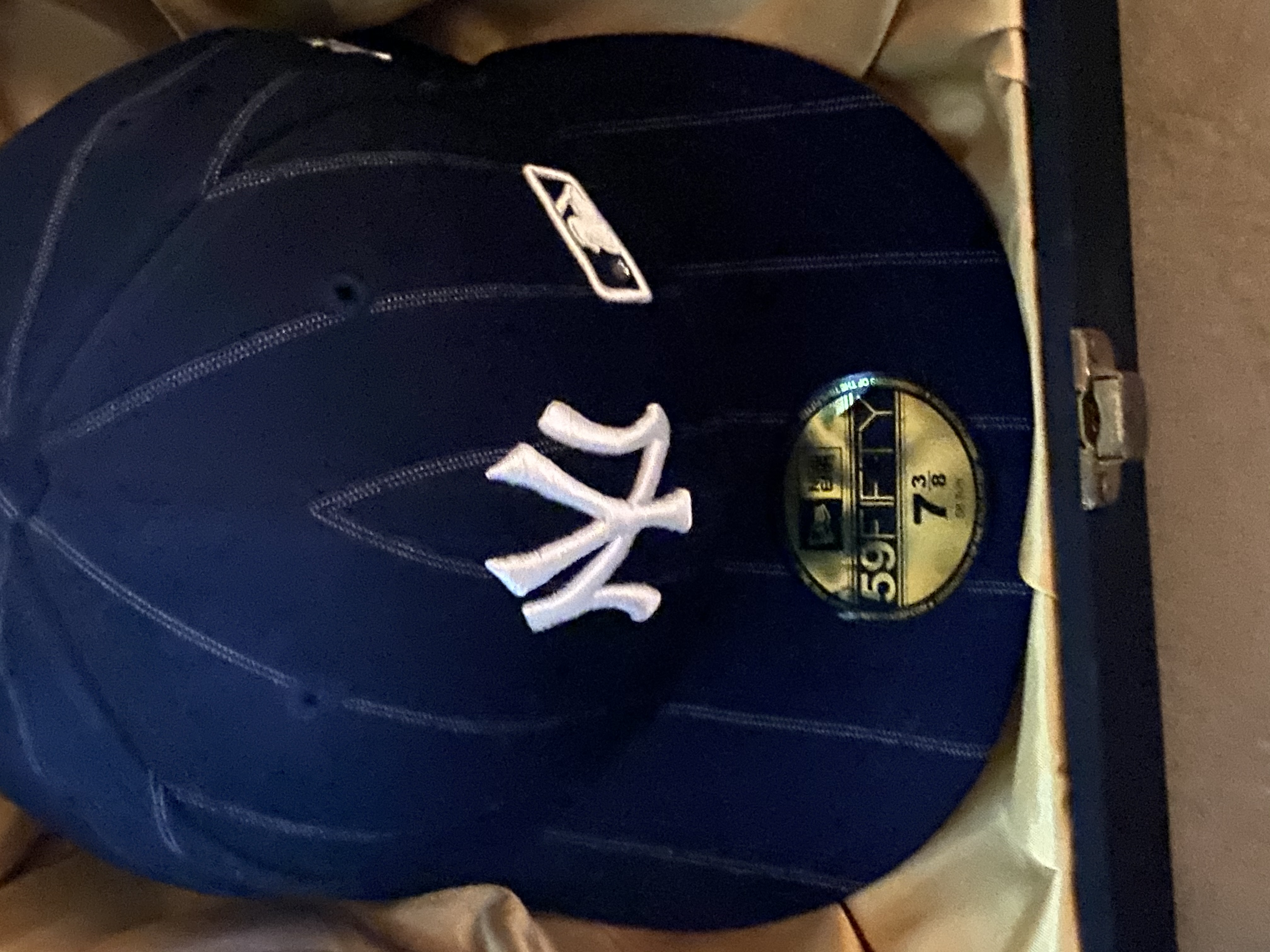 New Era Capture The Flag New York Yankees Fabolous Hat w/ Diamond and Auto