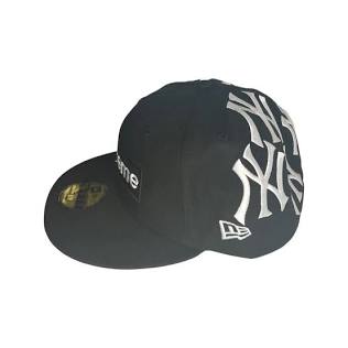 New Era New York Yankees x Supreme 59Fifty