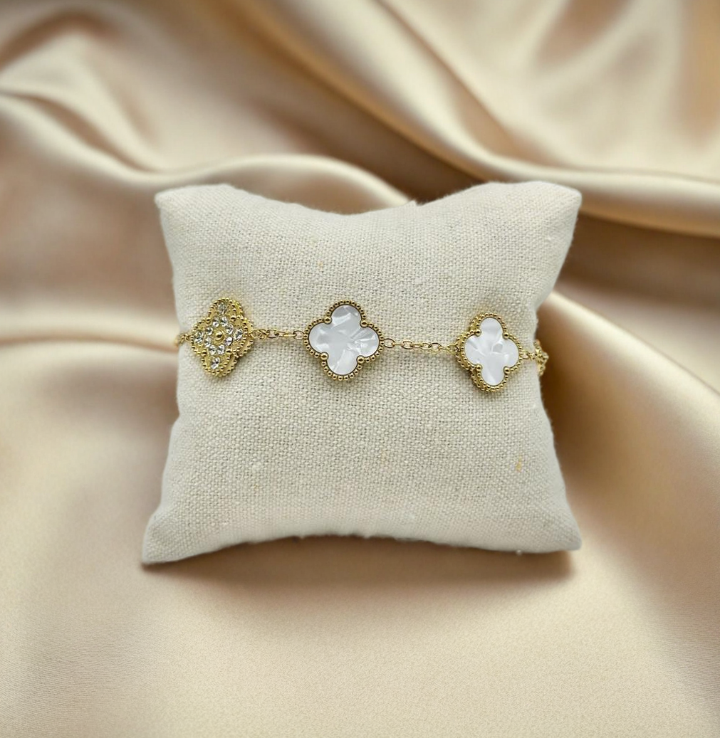 Bracelet trèfle blanc biface
