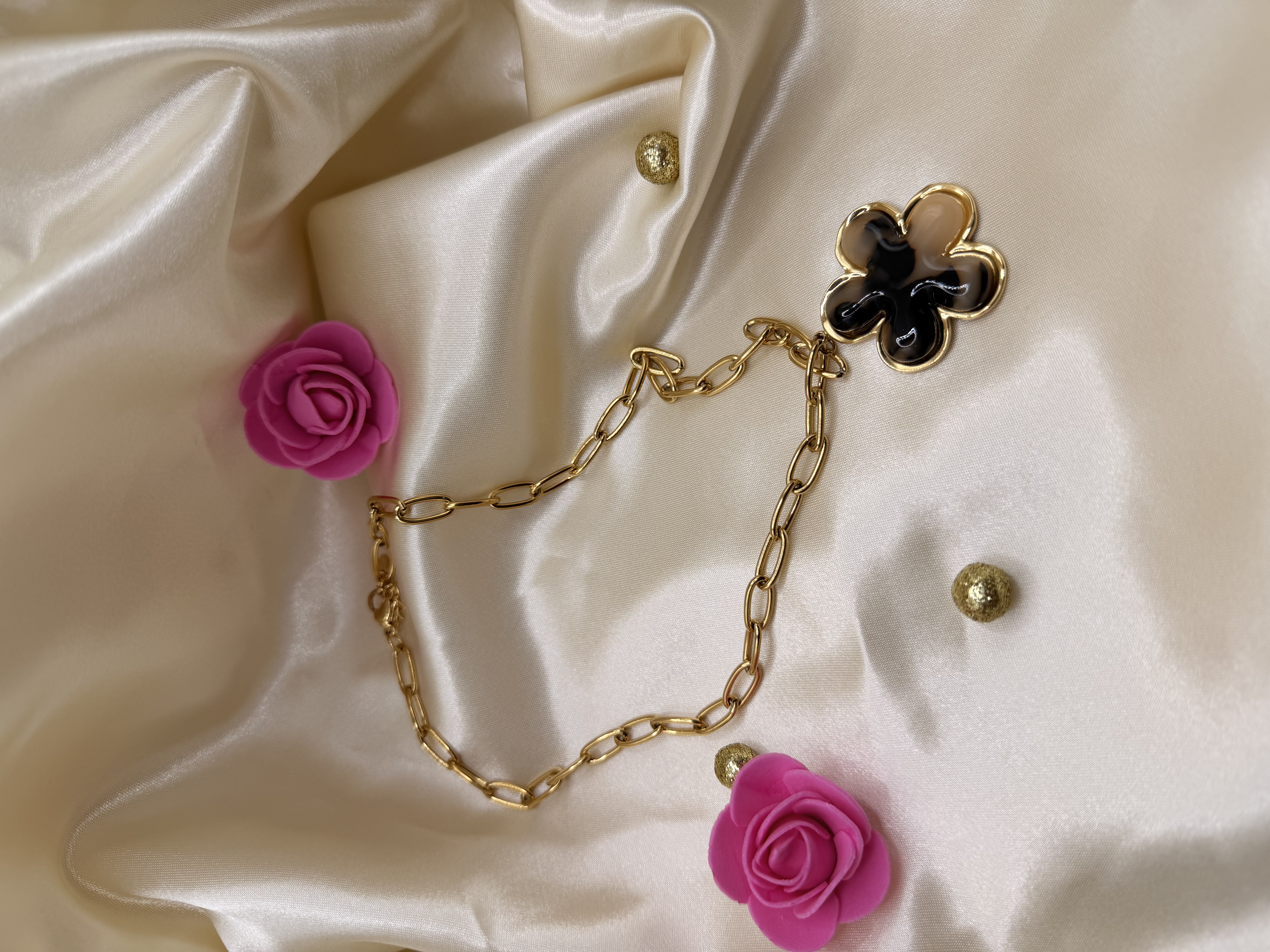 Collier fleur simple