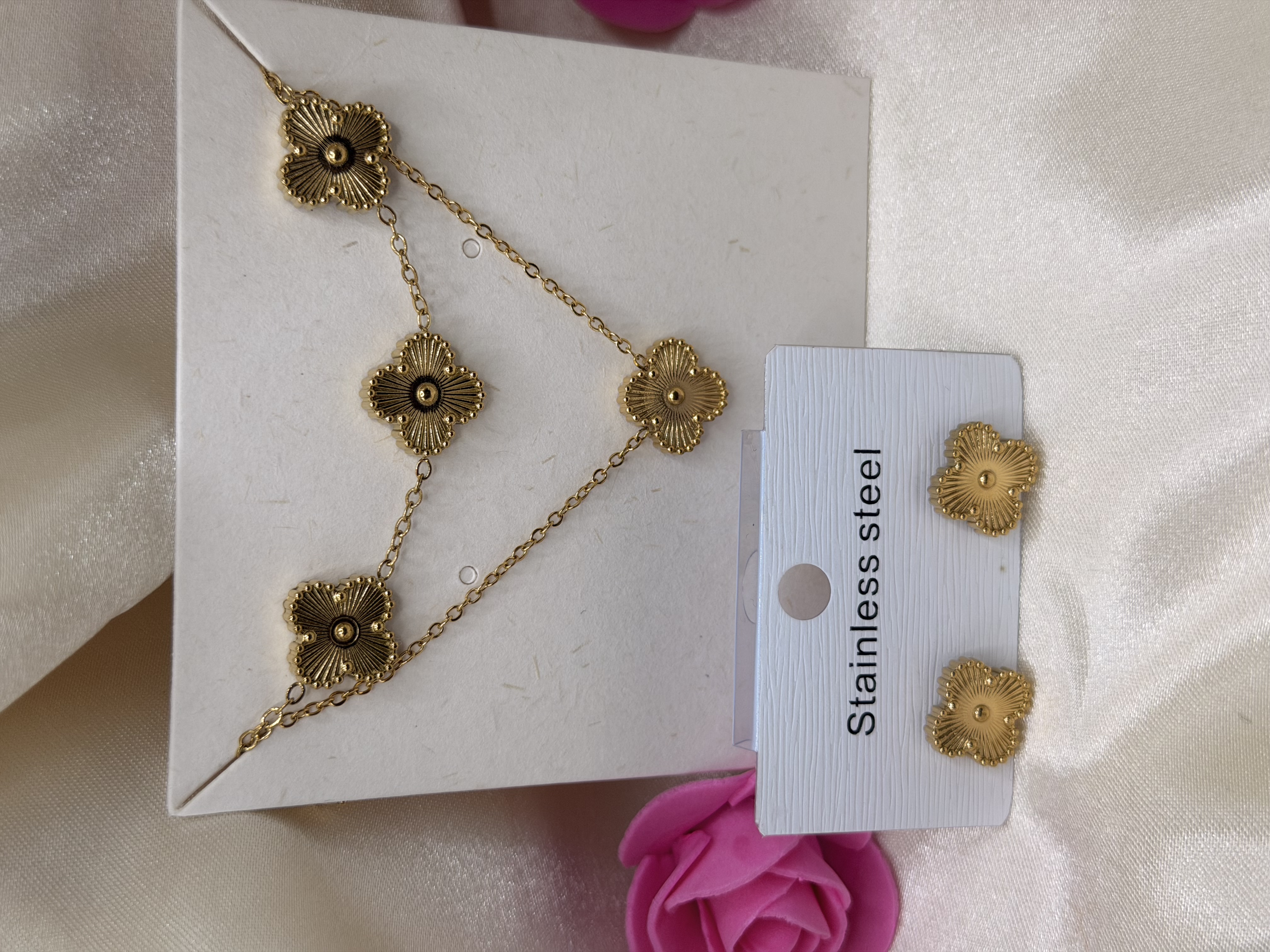 Parure trèfle doré