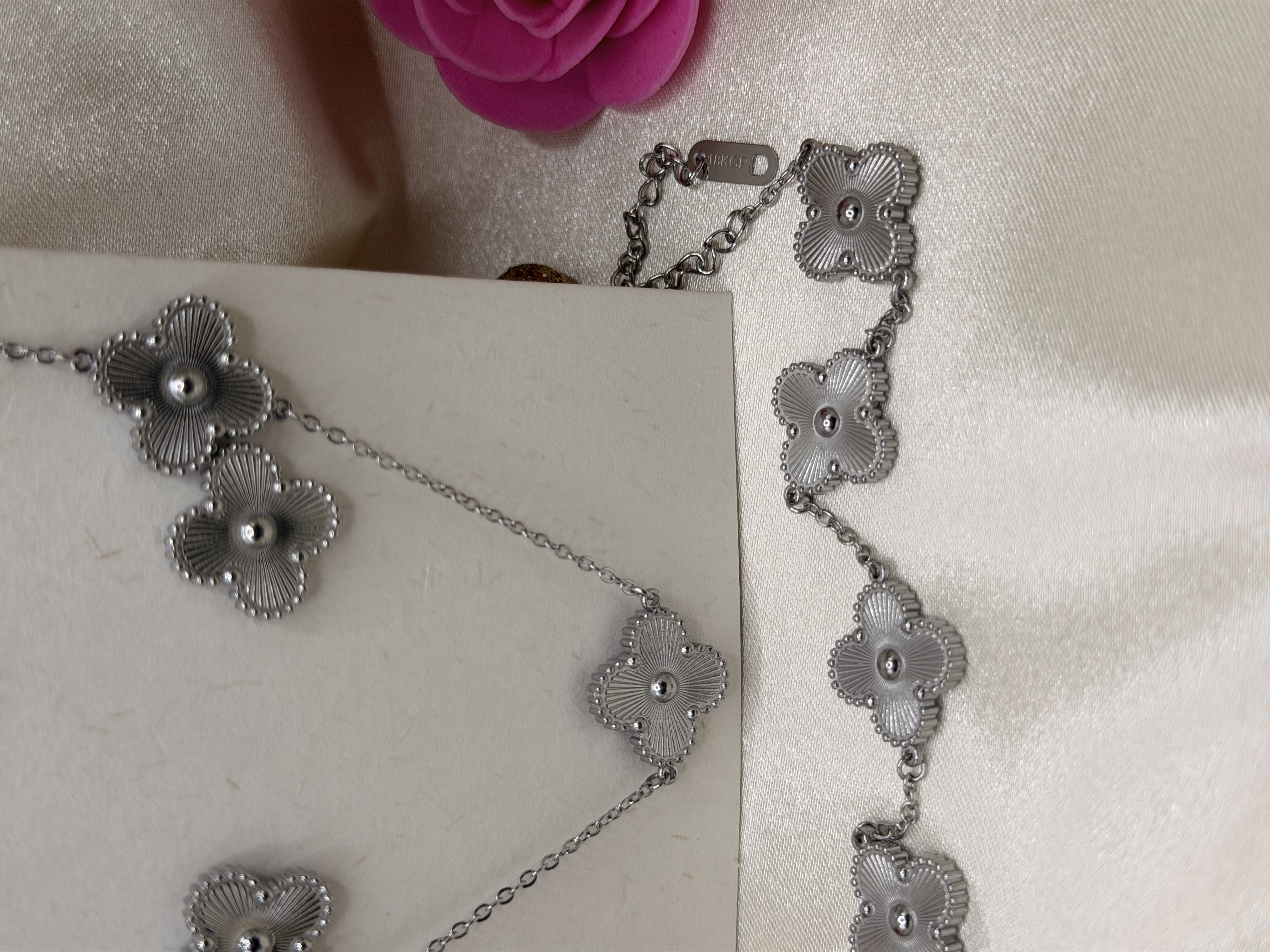 Parure trèfle argenté