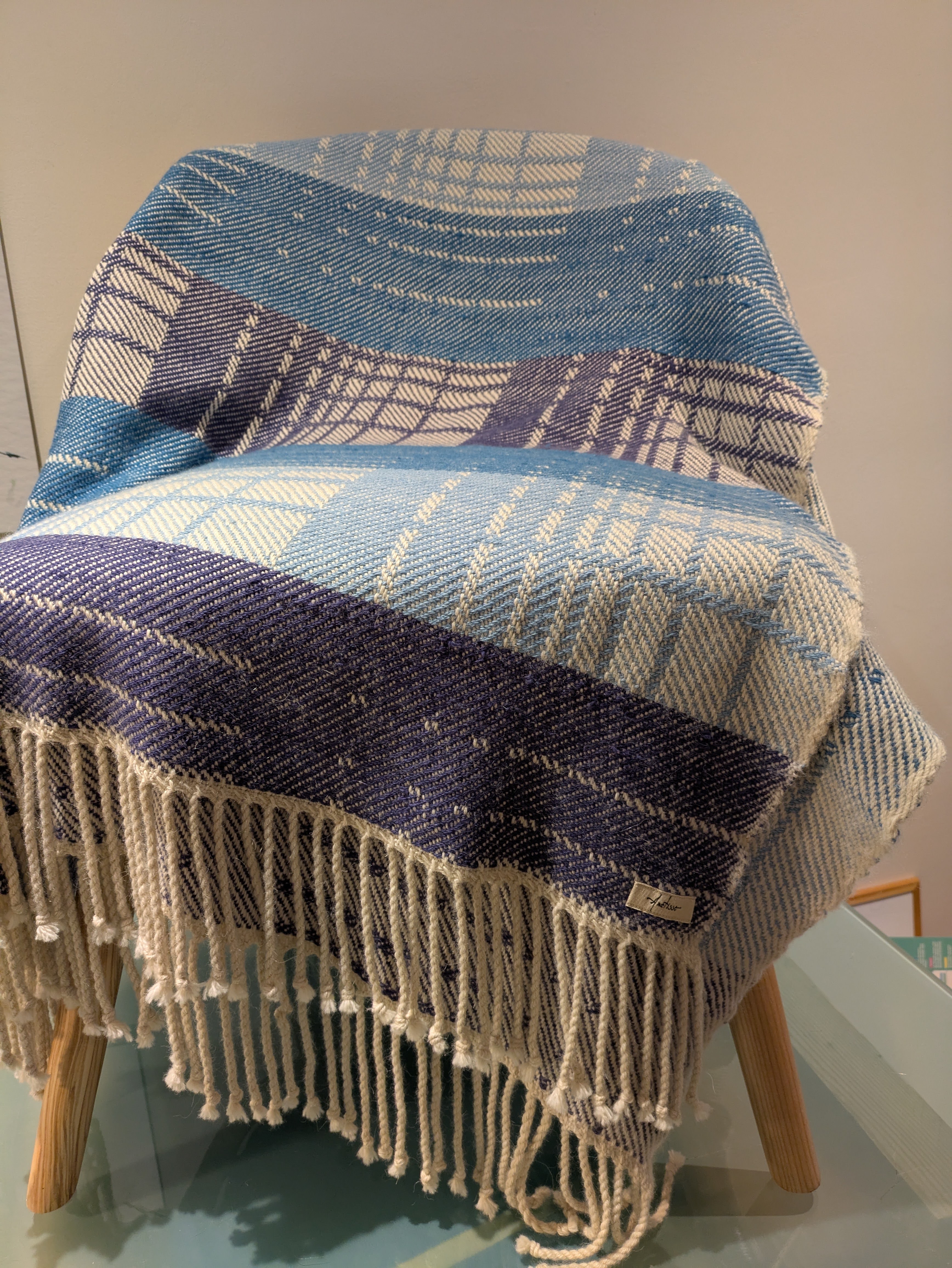 LIGNES D'HORIZON  - Plaid– Alpaga (158x128cm) - Bleu