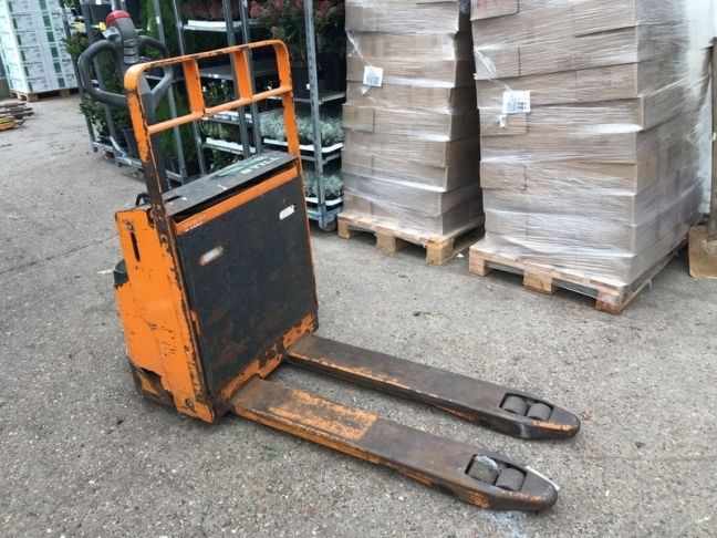 STILL elektrinis palečių vežimėlis