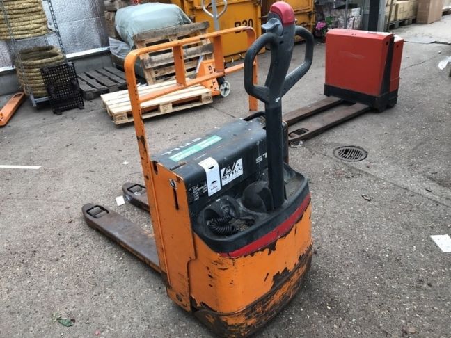 STILL elektrinis palečių vežimėlis