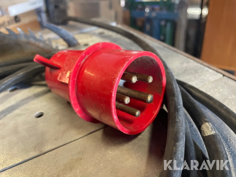 INCA Pramoninis stacionarus pjūklas