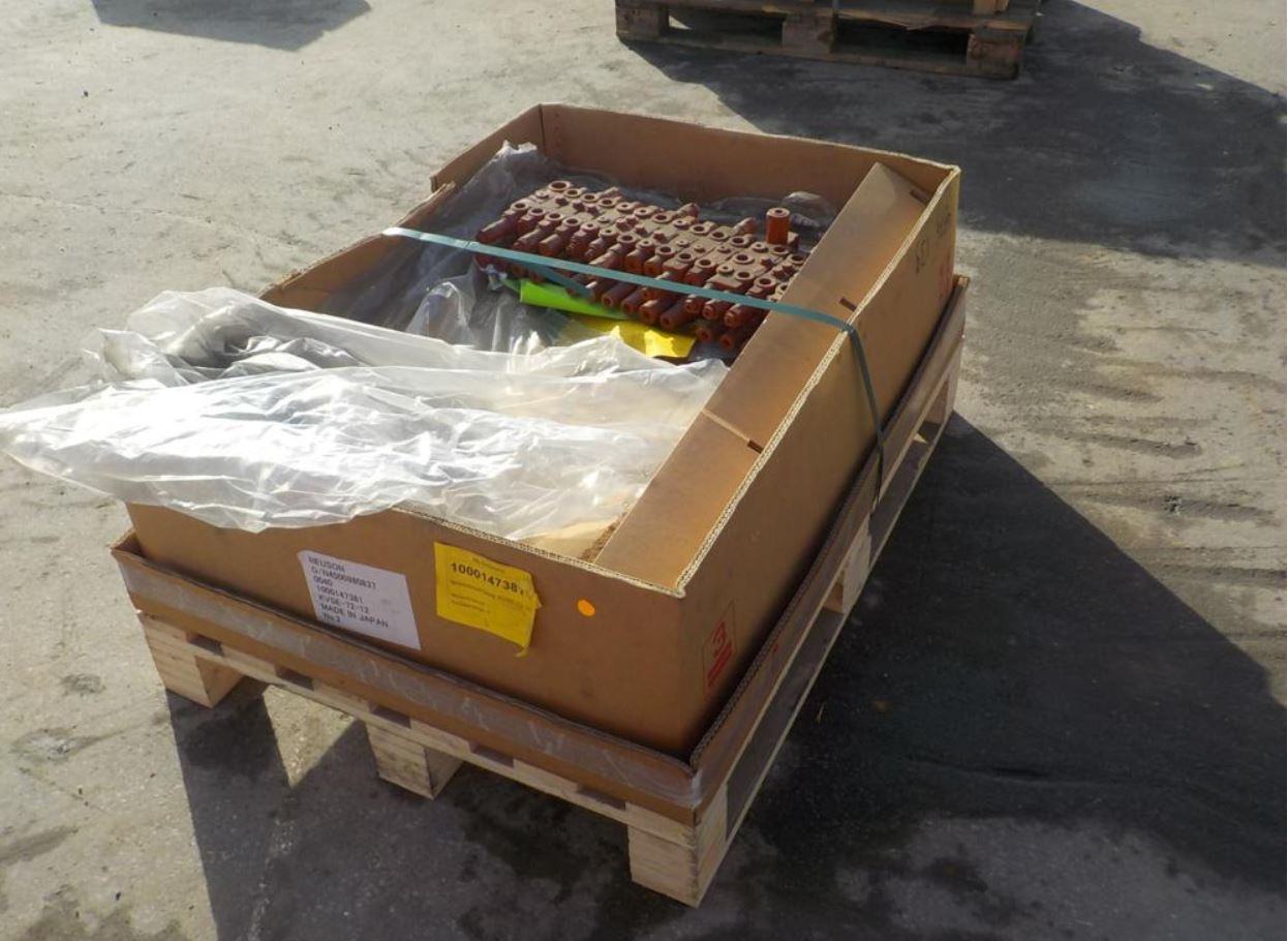 Ekskavatoriaus hidraulinis skirstomasis skydas