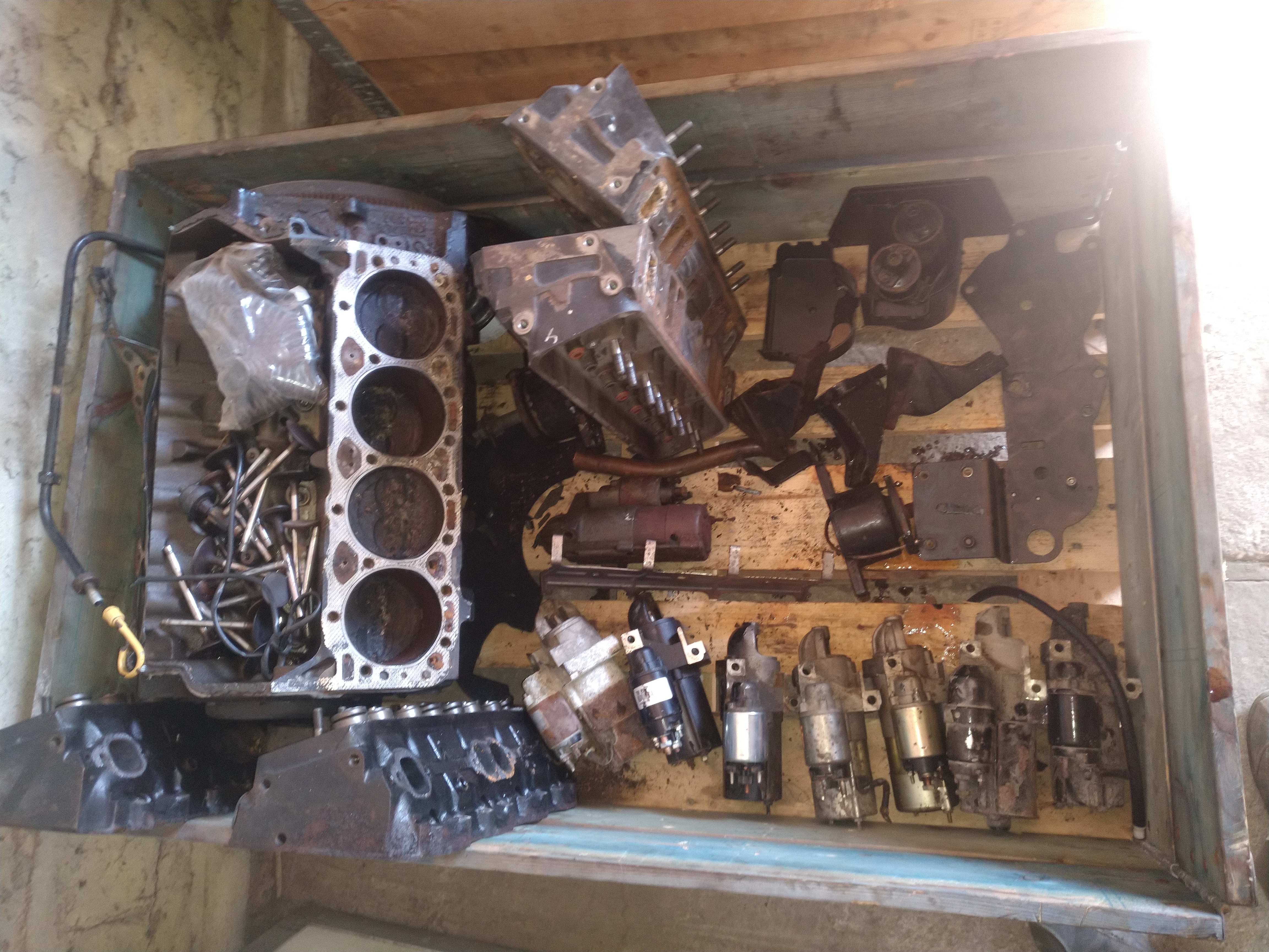 CHEVROLET variklio 5,7L V8 dalys