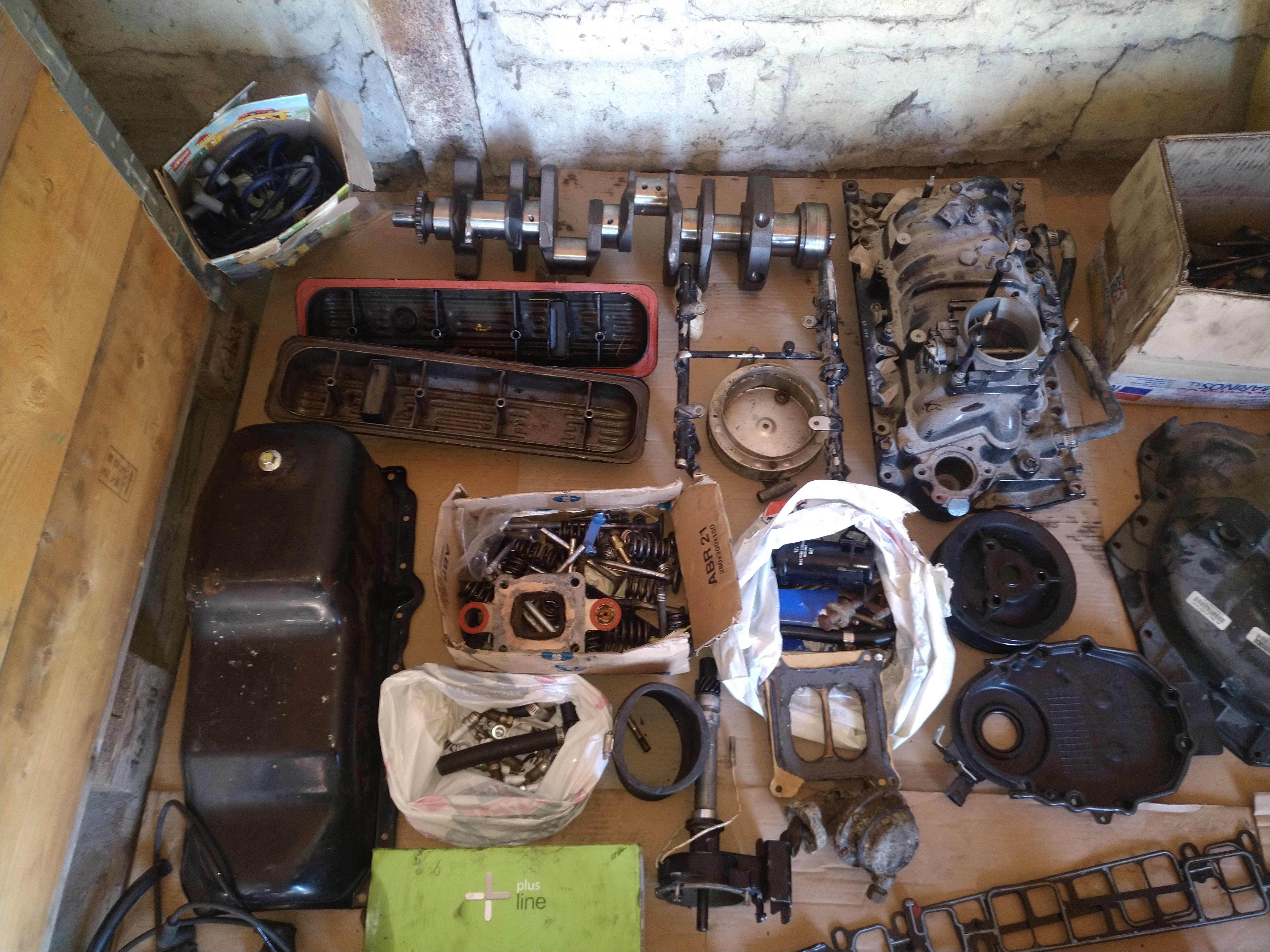 CHEVROLET variklio 5,7L V8 dalys