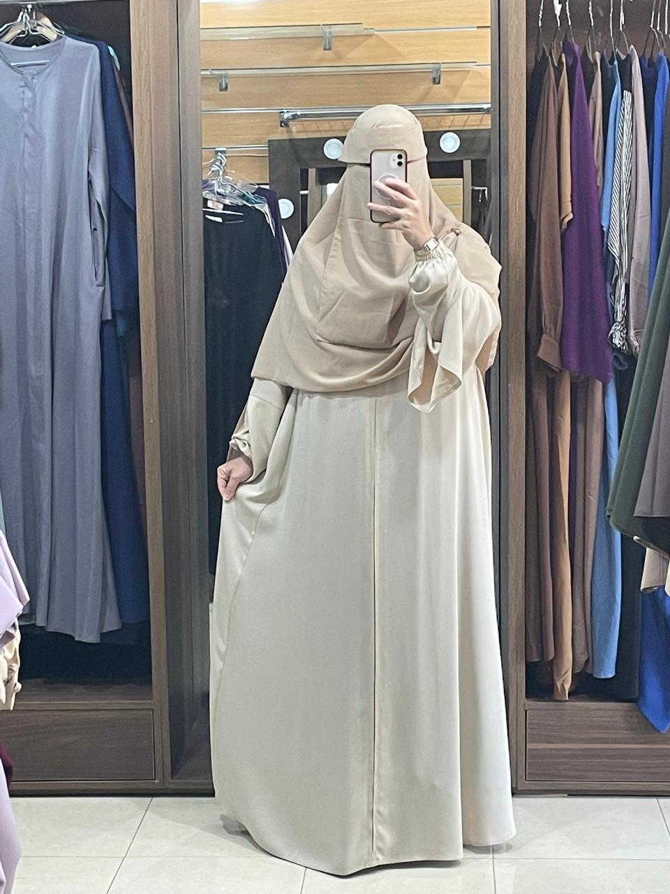 عباءة ايناس