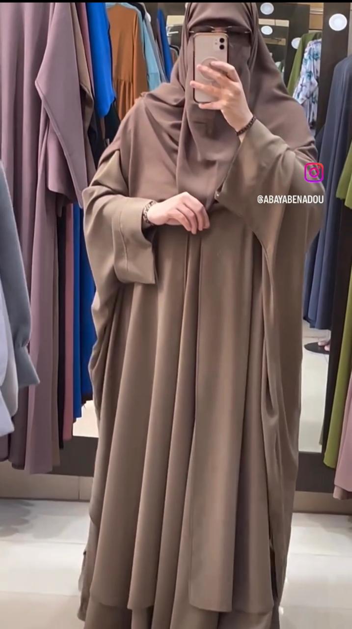 عباءة الشارقة