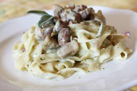 Fettuccine panna e funghi