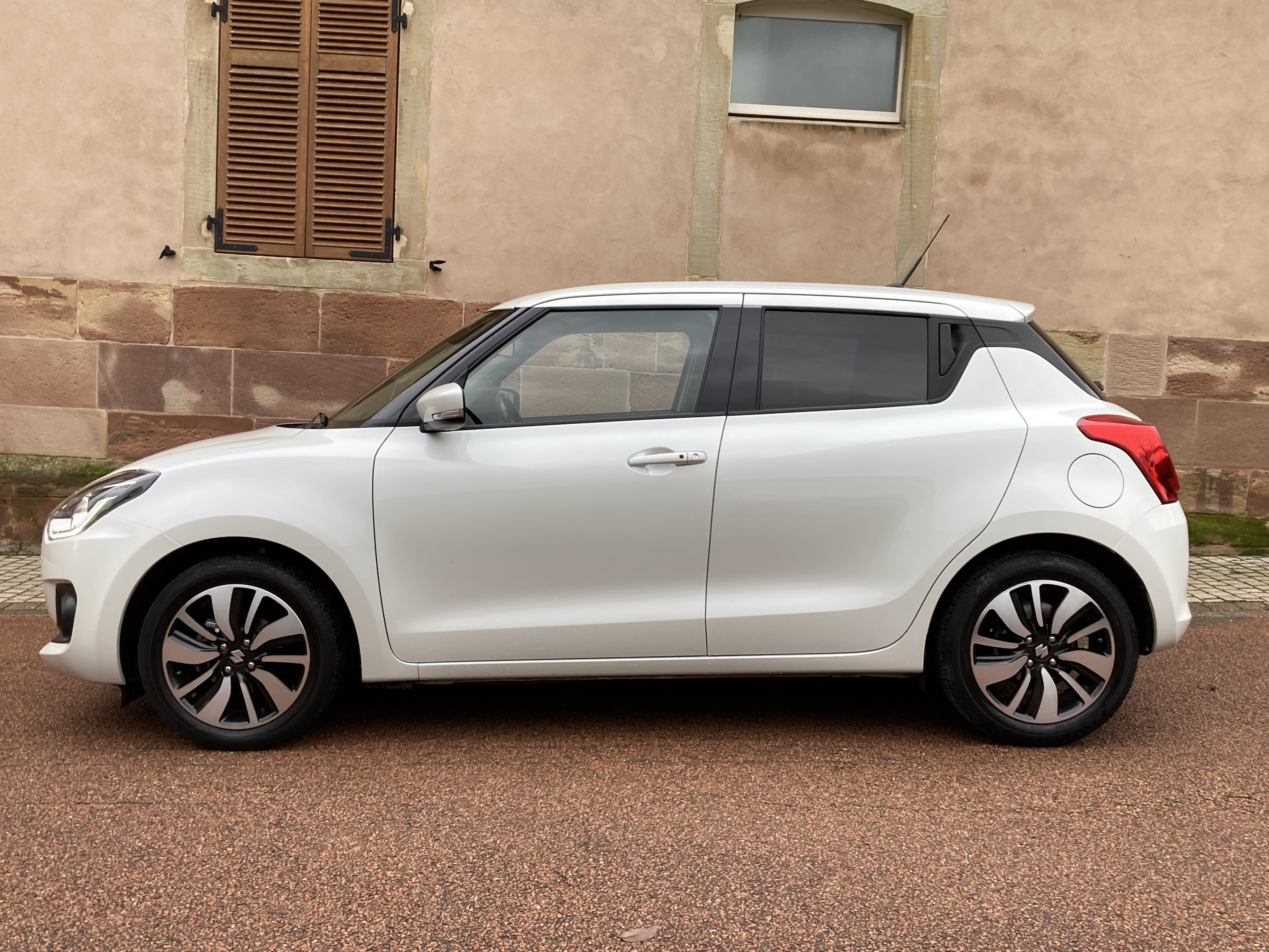 SUZUKI SWIFT PACK 1.0 Boosterjet 111ch Hybrid SHVS