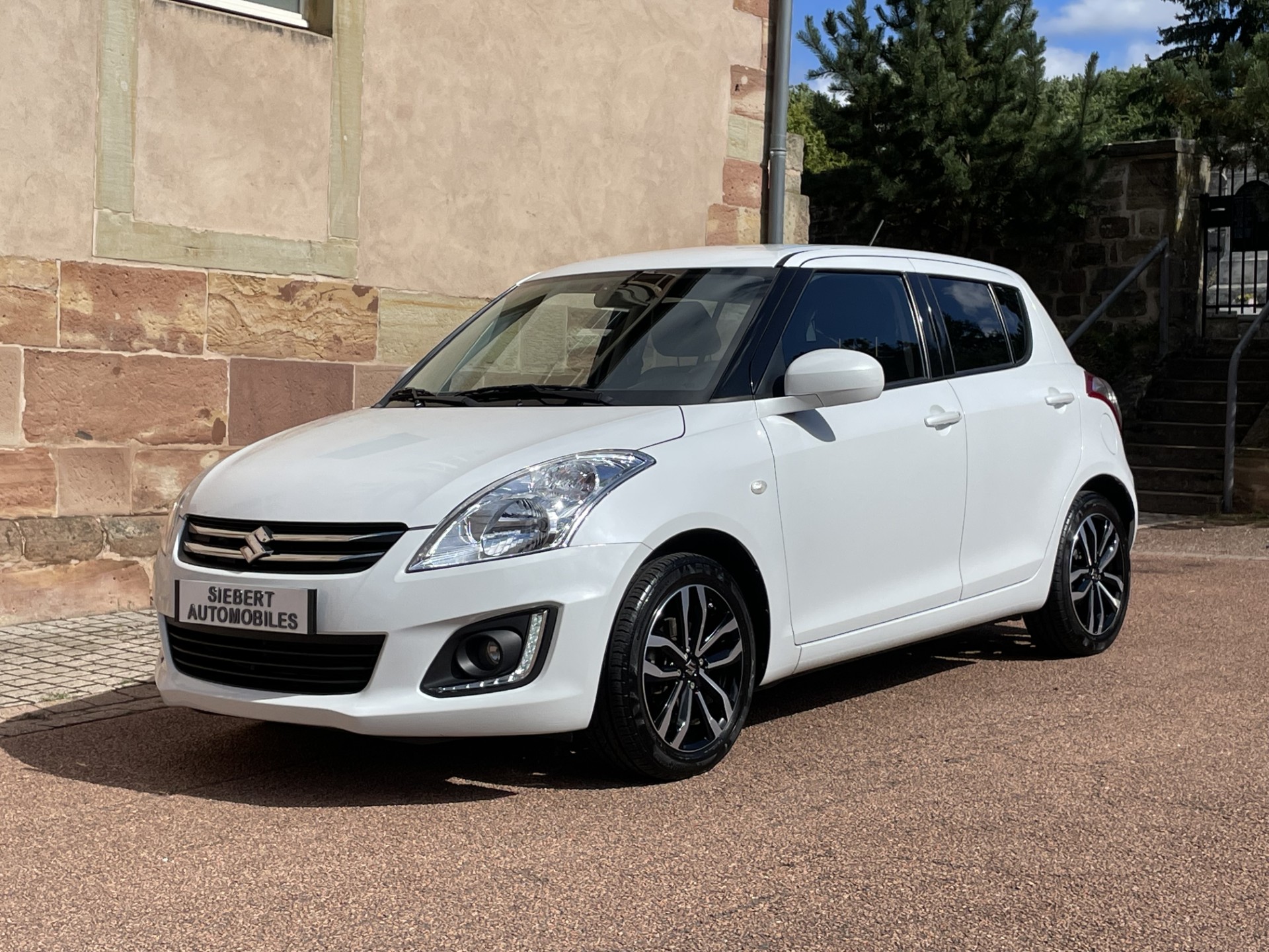 Suzuki Swift 1.2 VVT BIBA 94ch BVM5 5P