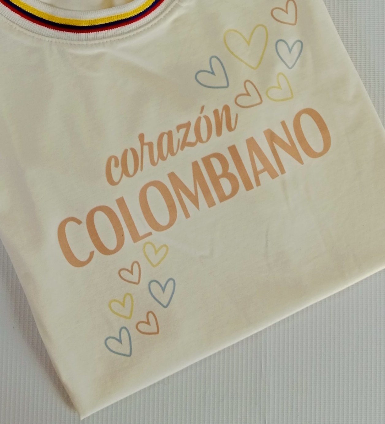 Camiseta 'Corazón Colombiano'