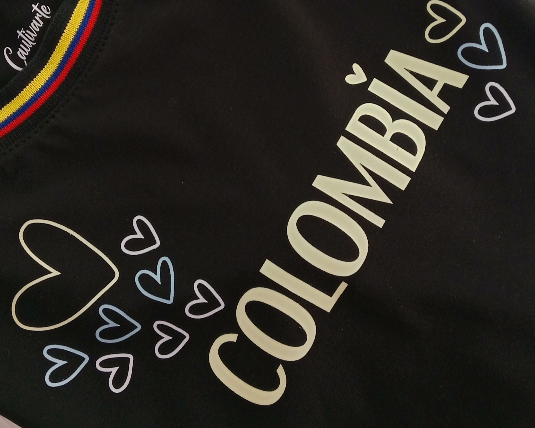 Camiseta 'Colombia Noir'
