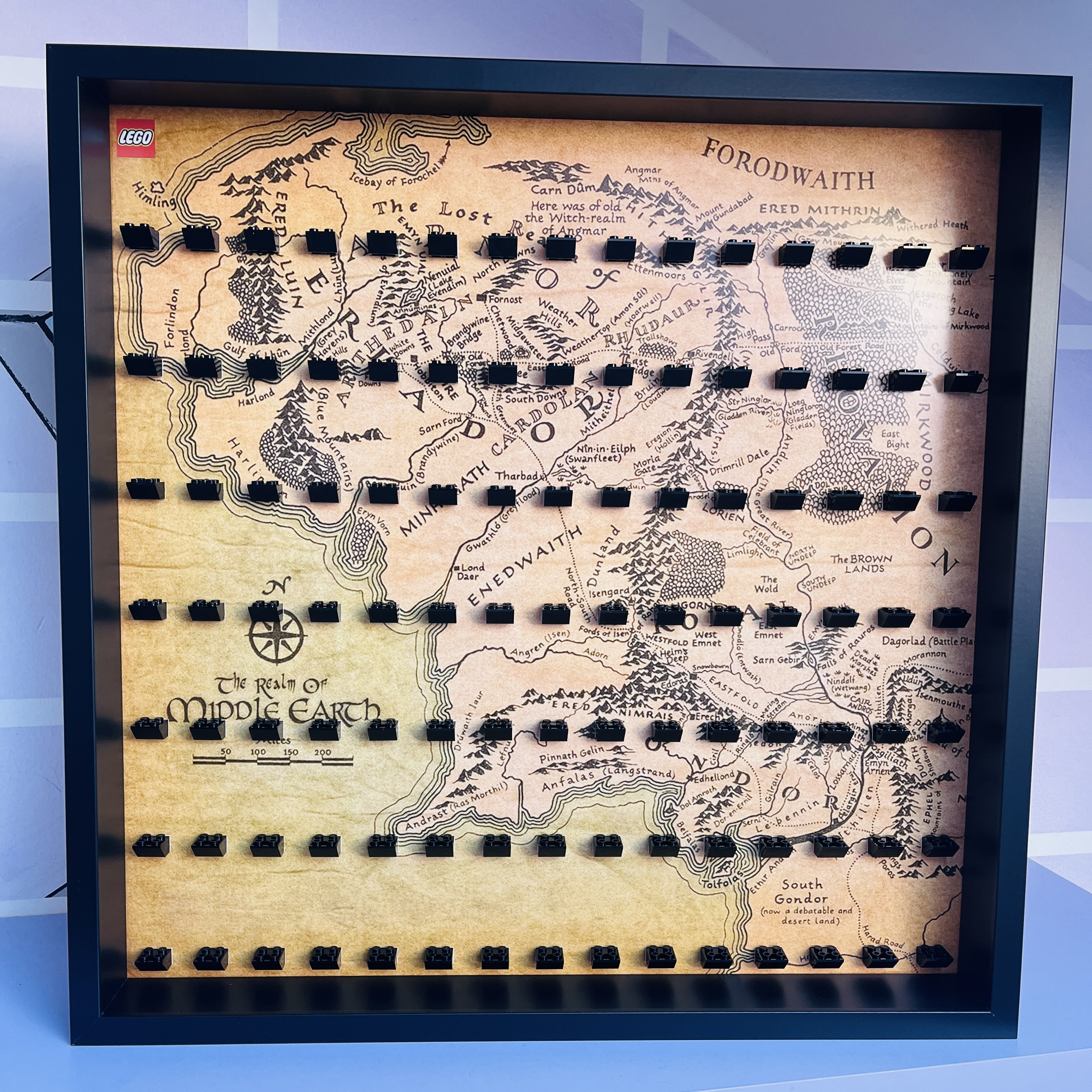 Cornice Espositiva Big Frame Lego Lord of The Ring Middle Earth Edition