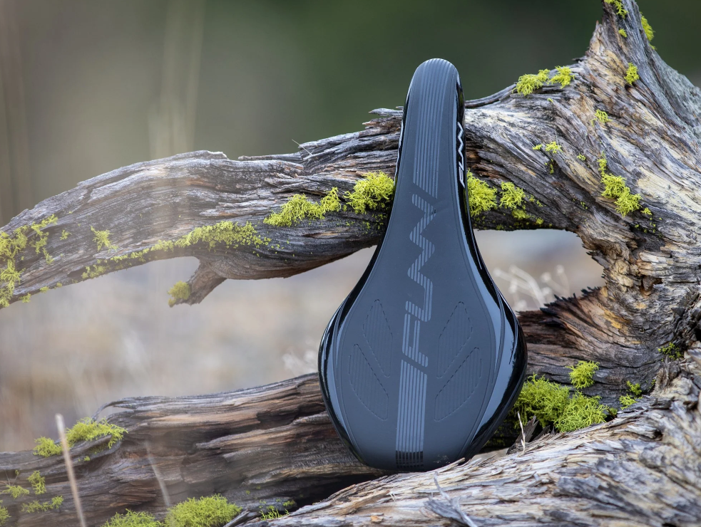 Adlib HD Saddle