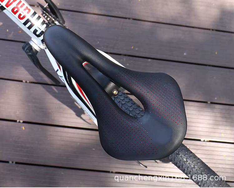 GUB 1136 SADDLE