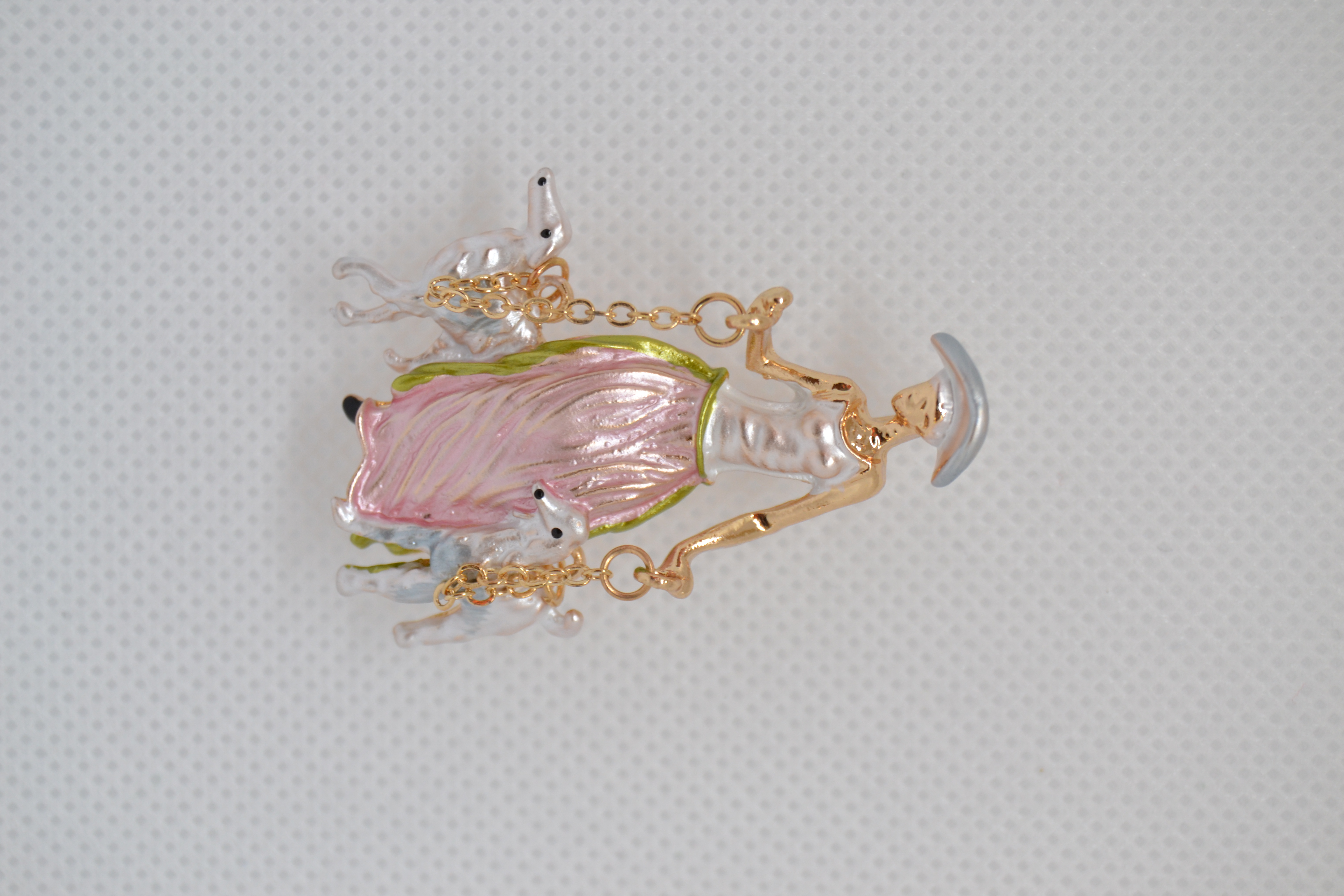 Sagė "Dama su šuniukais"