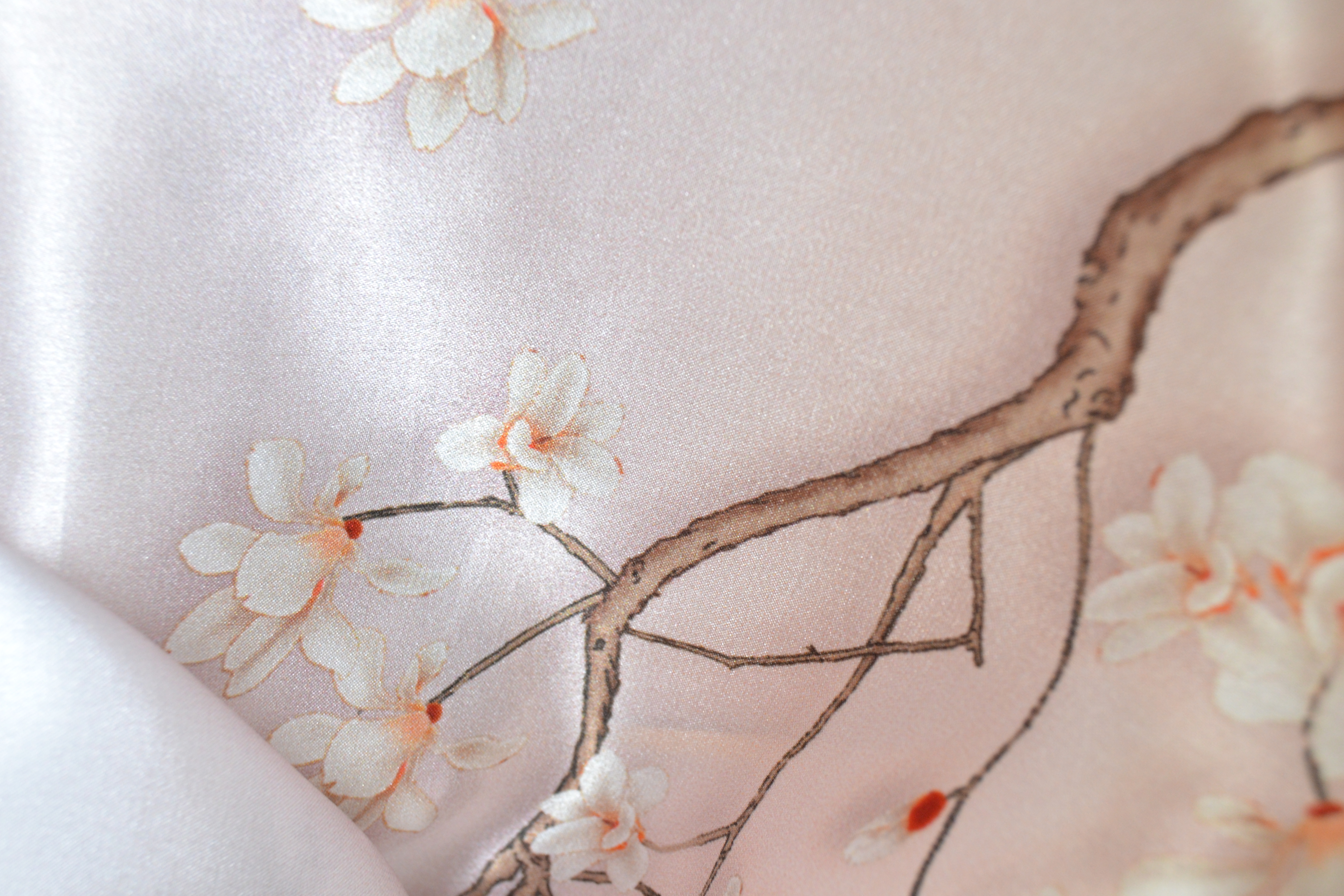 Šilko skarelė "Sakura"