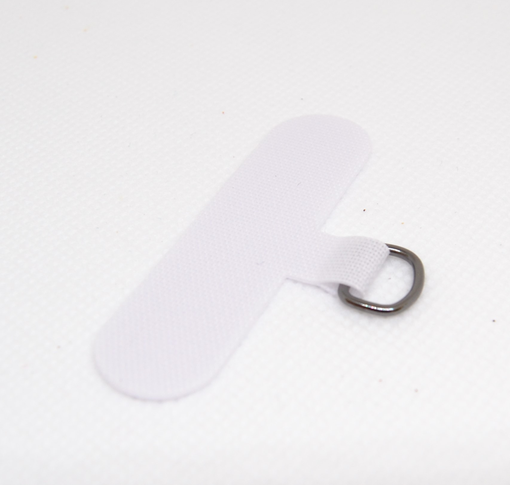 Žėrintys karoliai telefonui