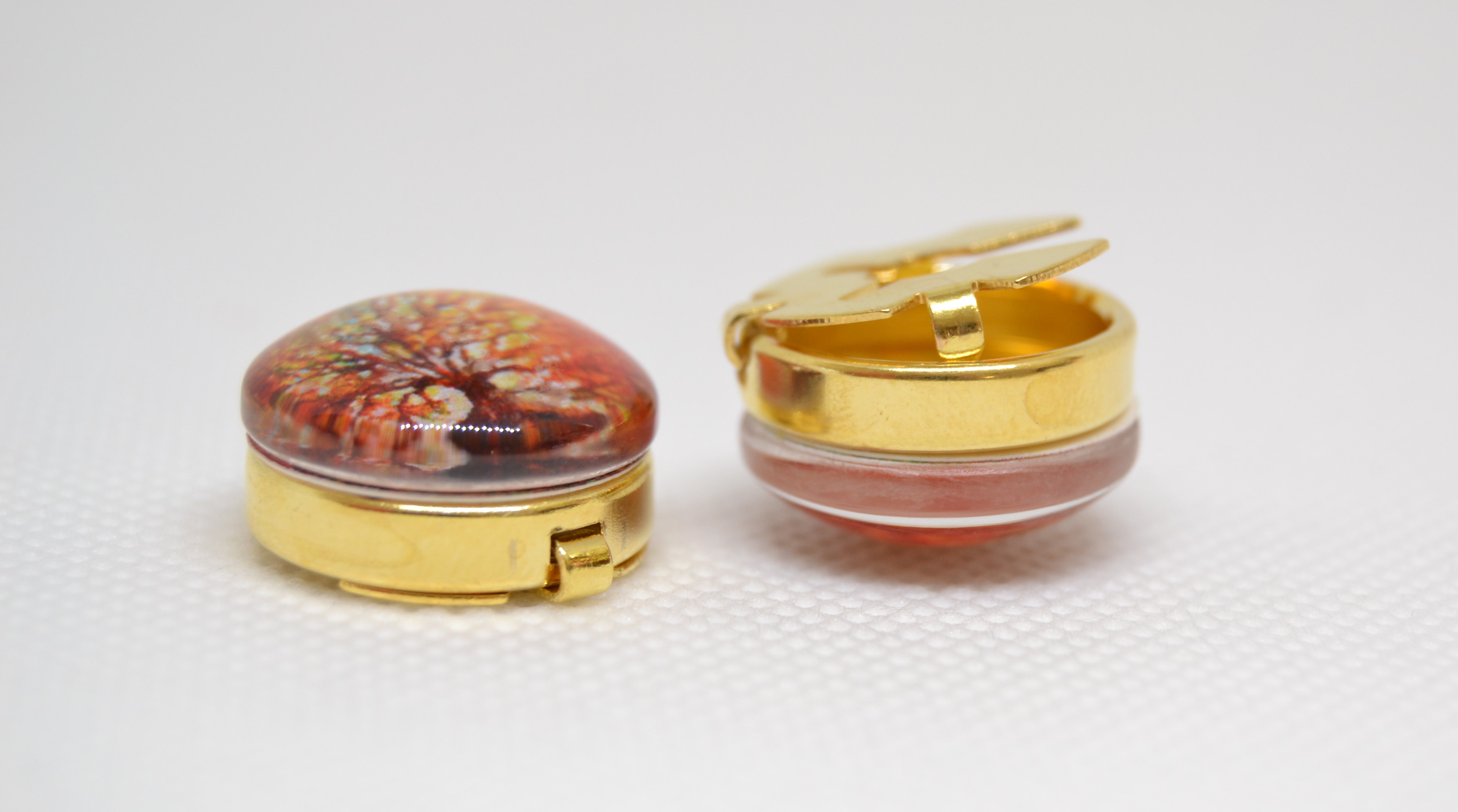 Unikalūs sagų klipsai