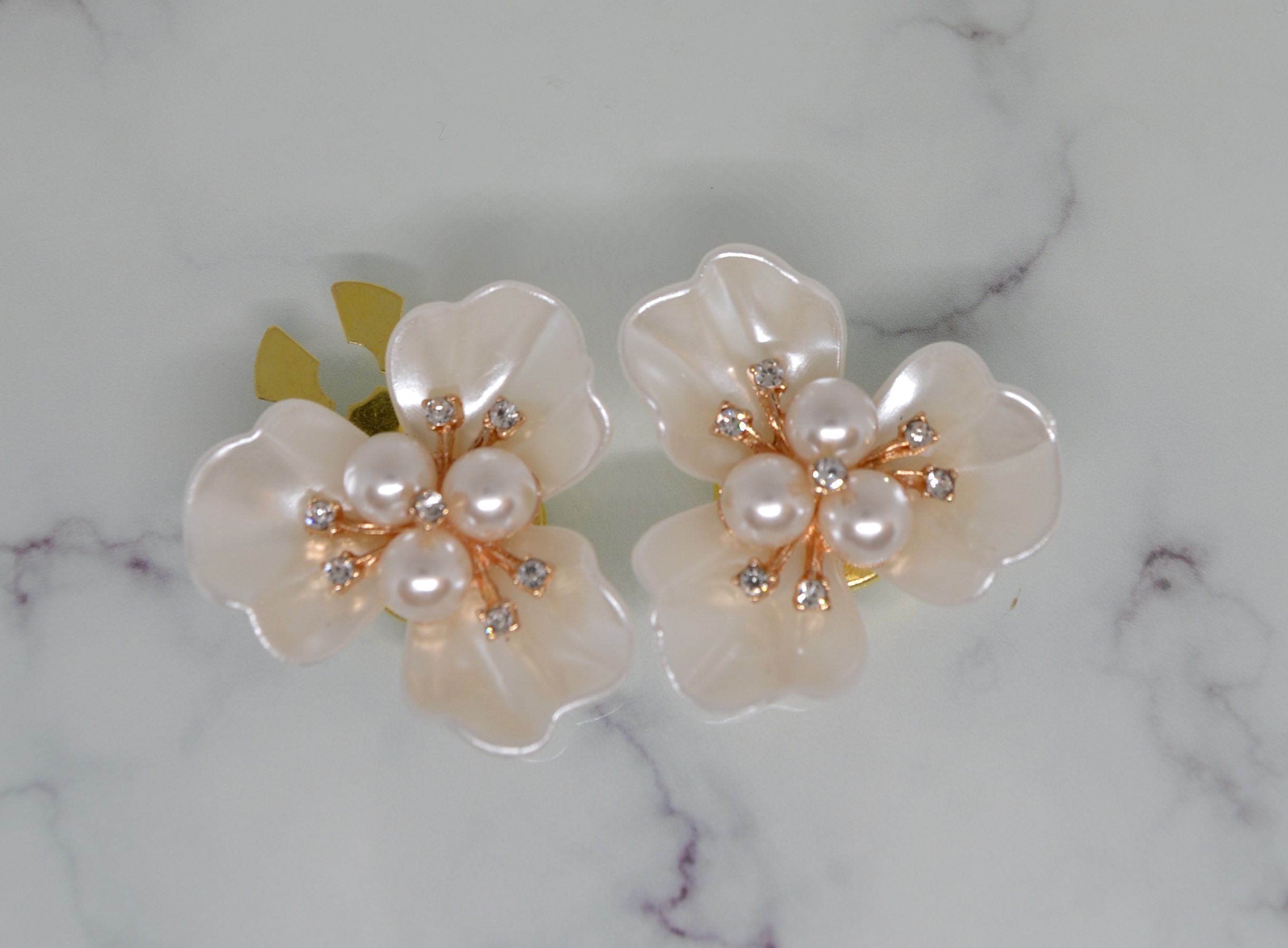 Nuostabūs sagų klipsai