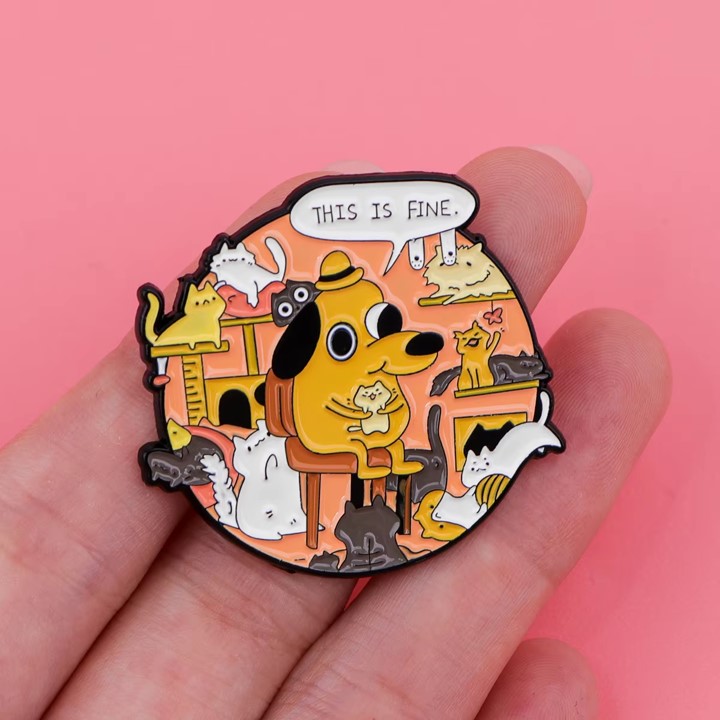  Pin "It’s Fine… de verdad" 🌟
