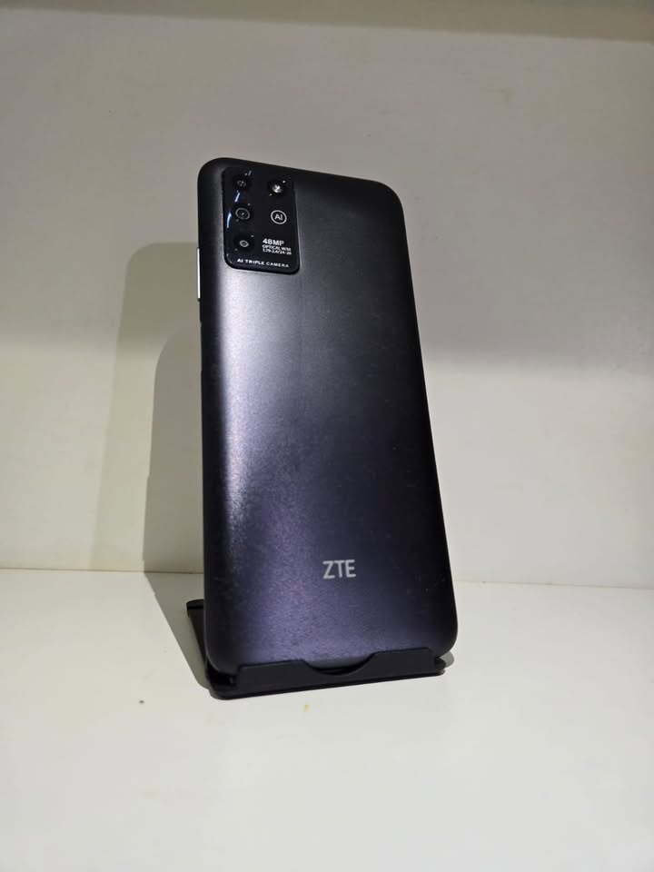 Zte Blade V30 128gb/4gb