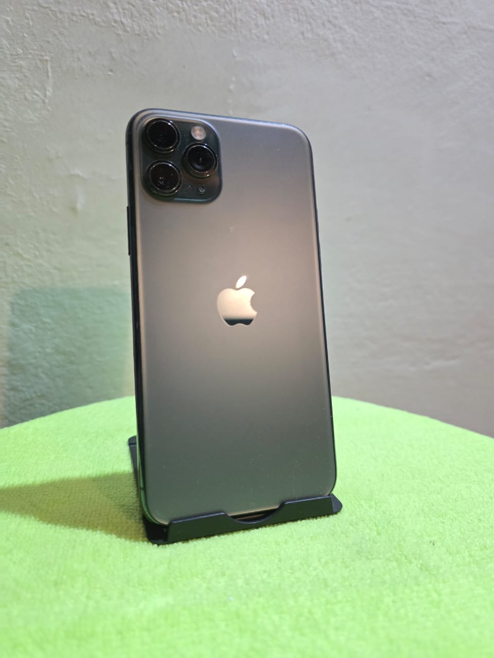 Iphone 11 pro 64gb 100%  