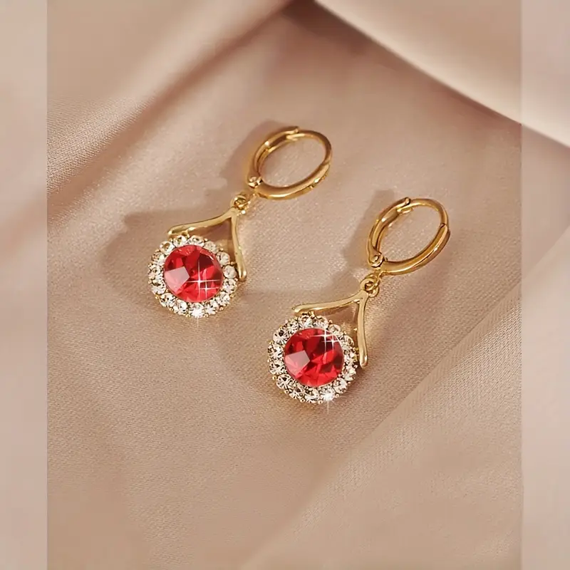 Elegant and Lightweight Crystal