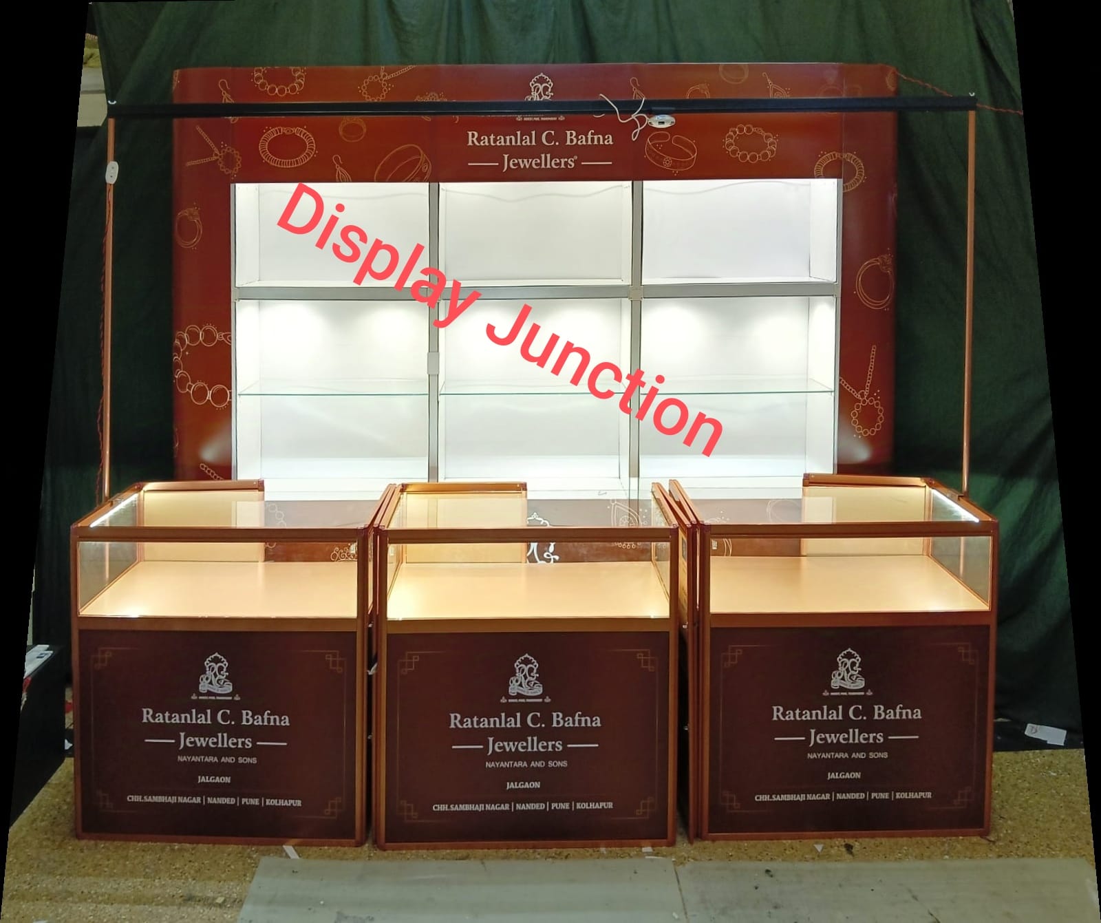 3 meter Portable jewelry exhibition Complete set up