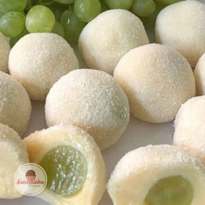 Cento de Brigadeiro Surpresa de Uva – Uma Delícia que Encanta!
