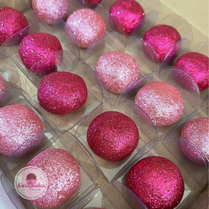 Cento de Brigadeiro com Glitter – Brilhe em Cada Mordida!