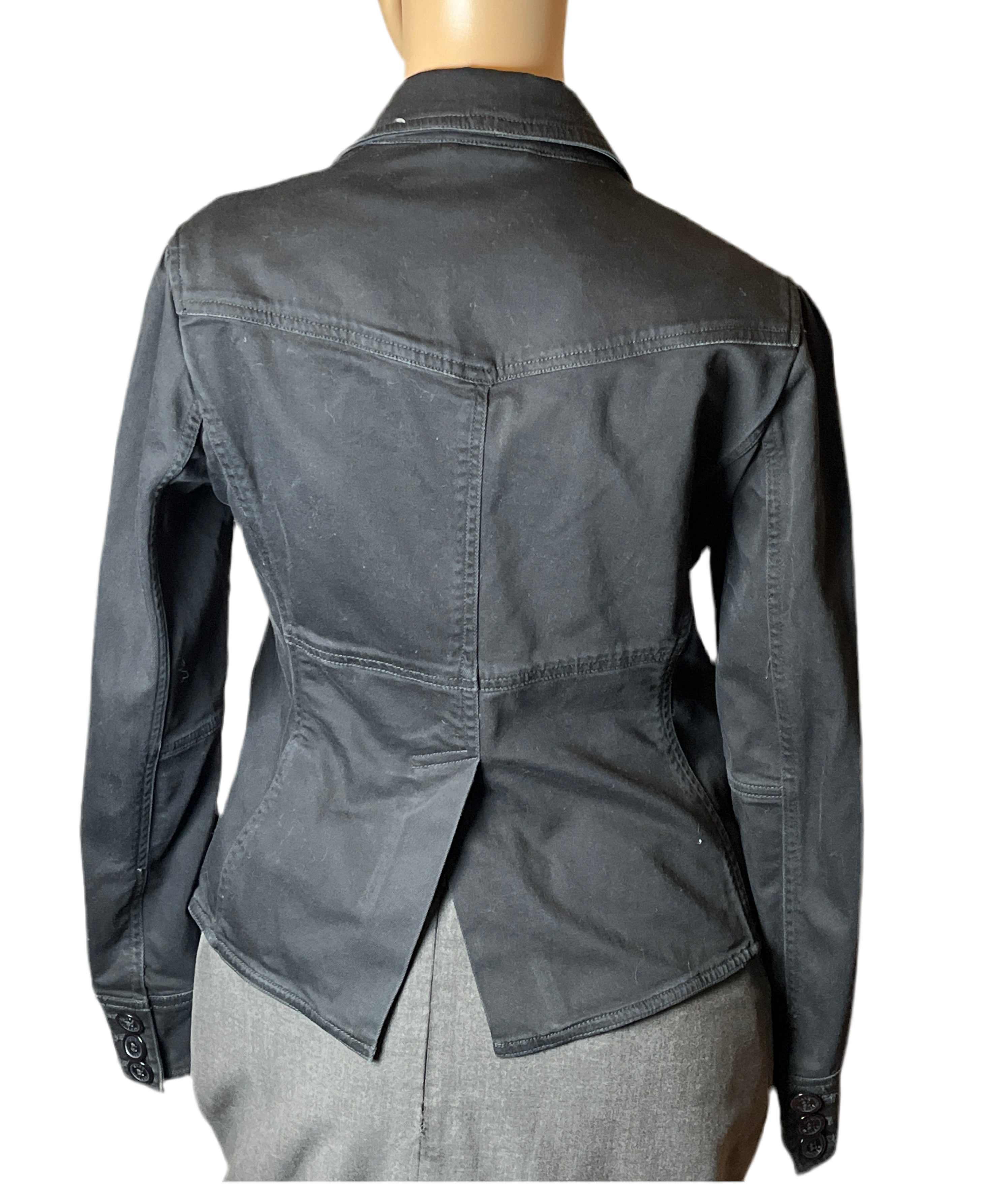  Black 1 buttoned women's jacket (size 6)