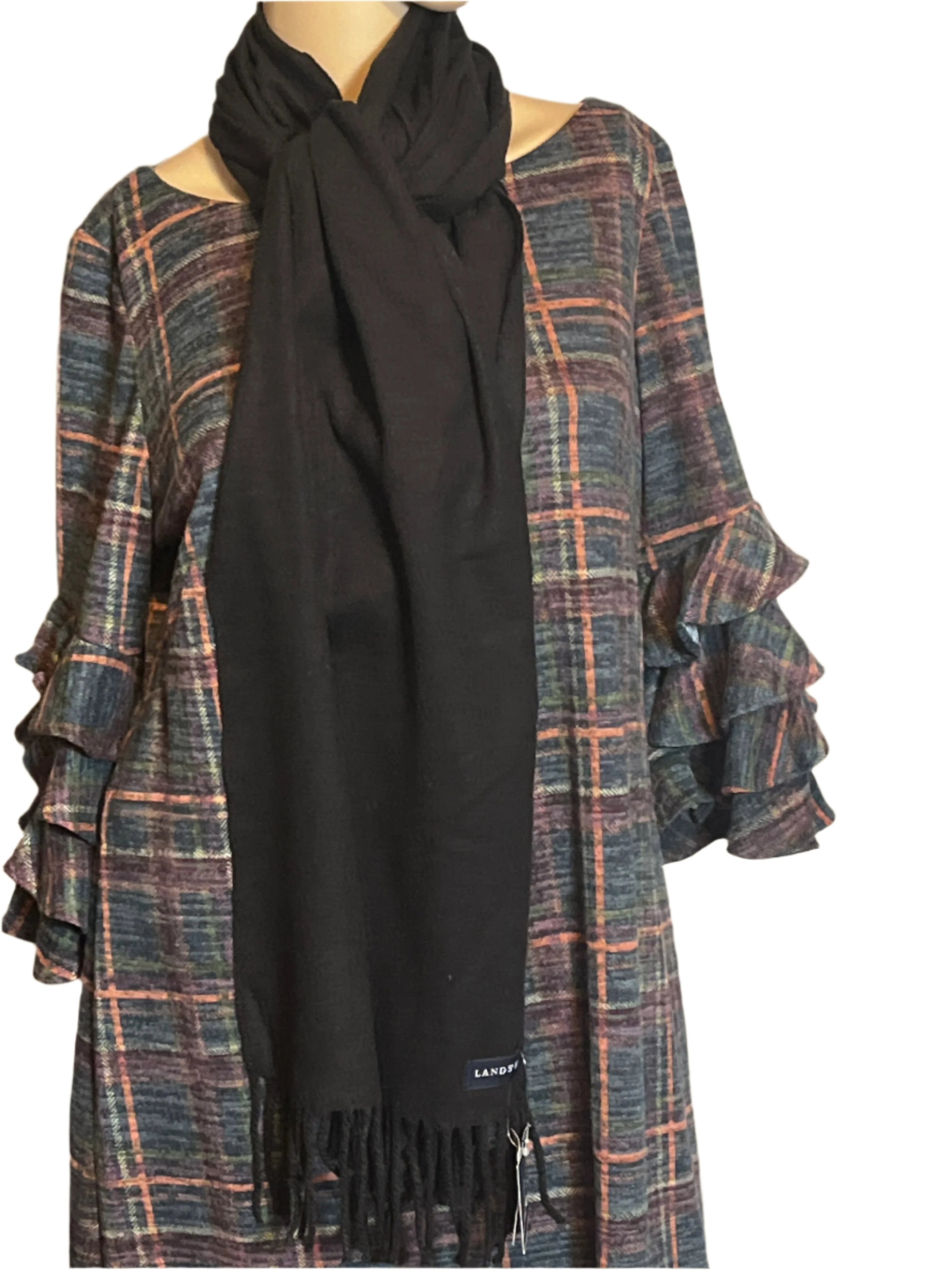 Warm and Confy- Black scarf