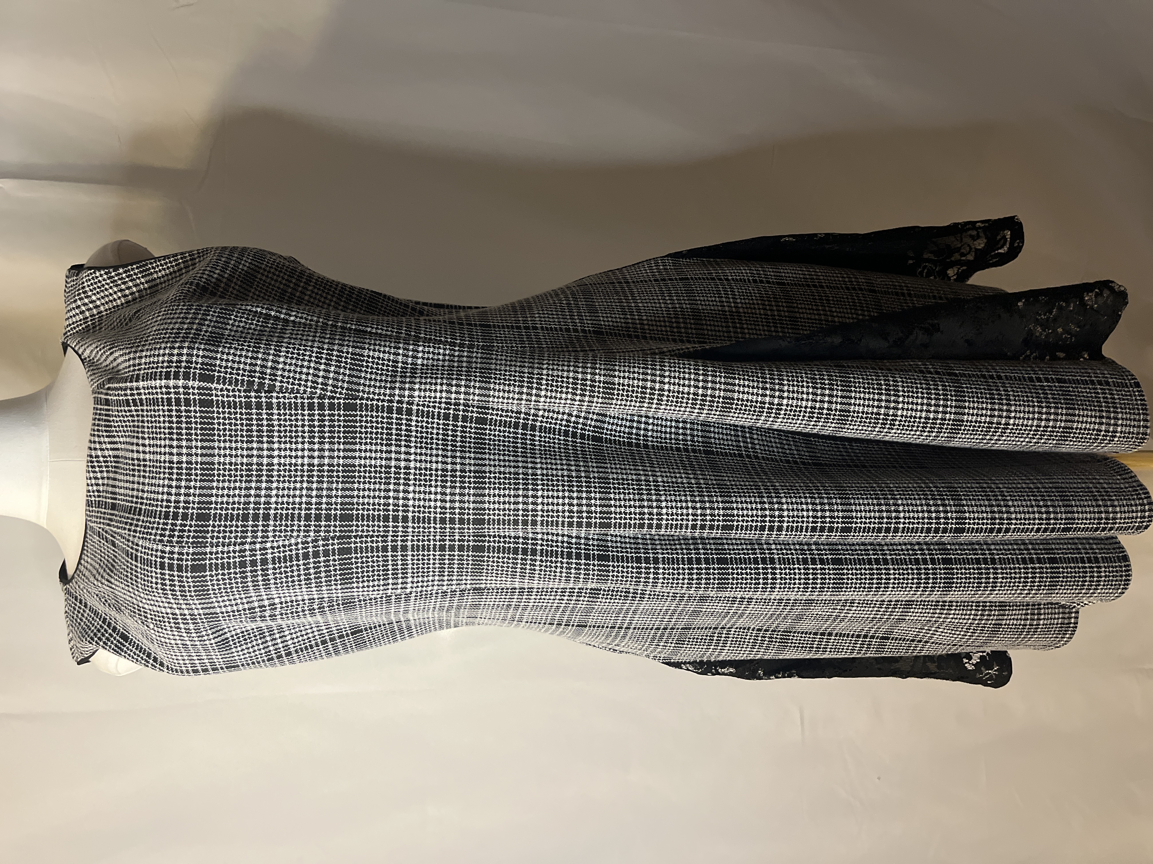 Roz & Ali-Checkered Knee-Length Dress