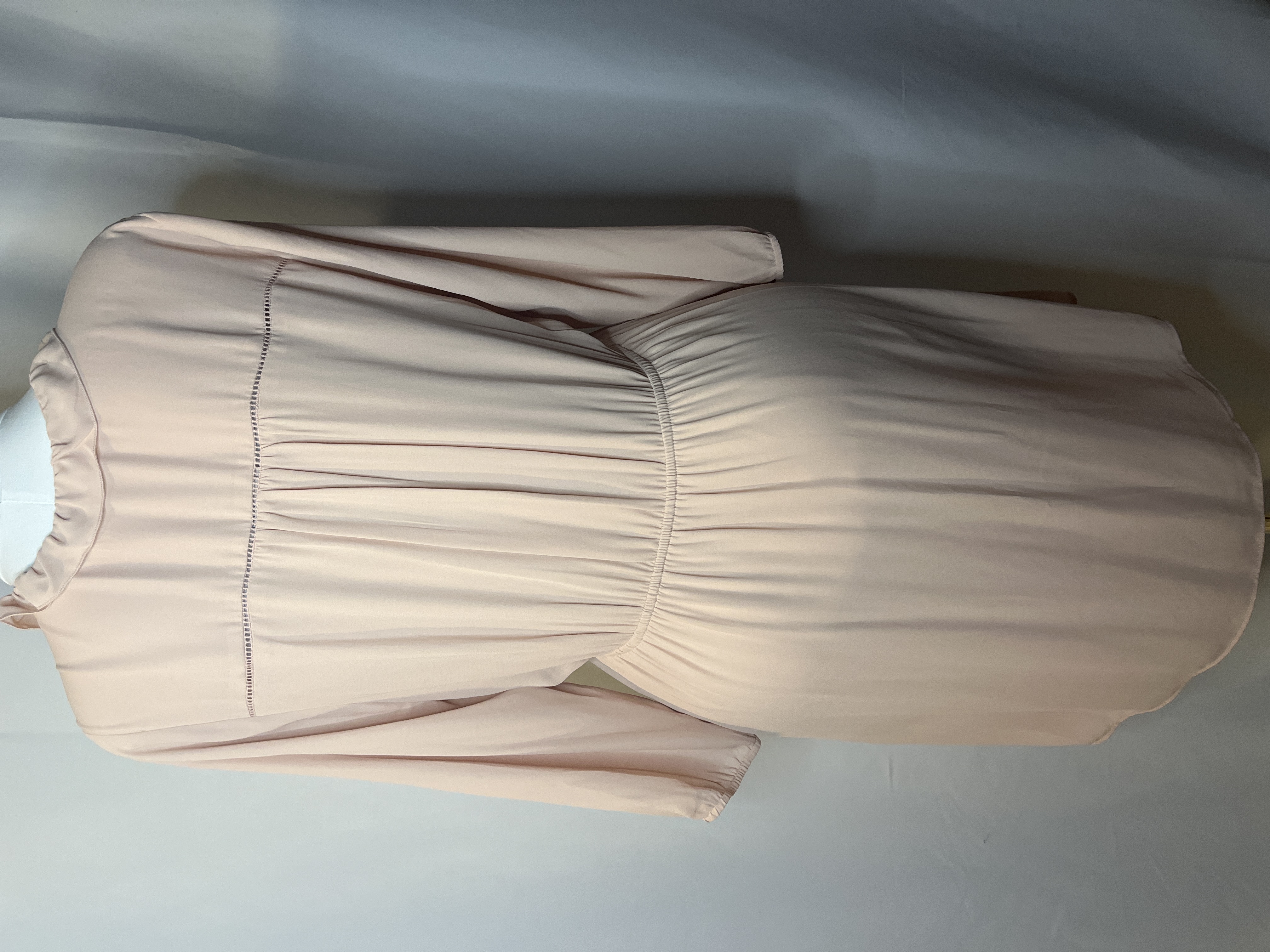 DR 2- Elegant Light Pink Dress