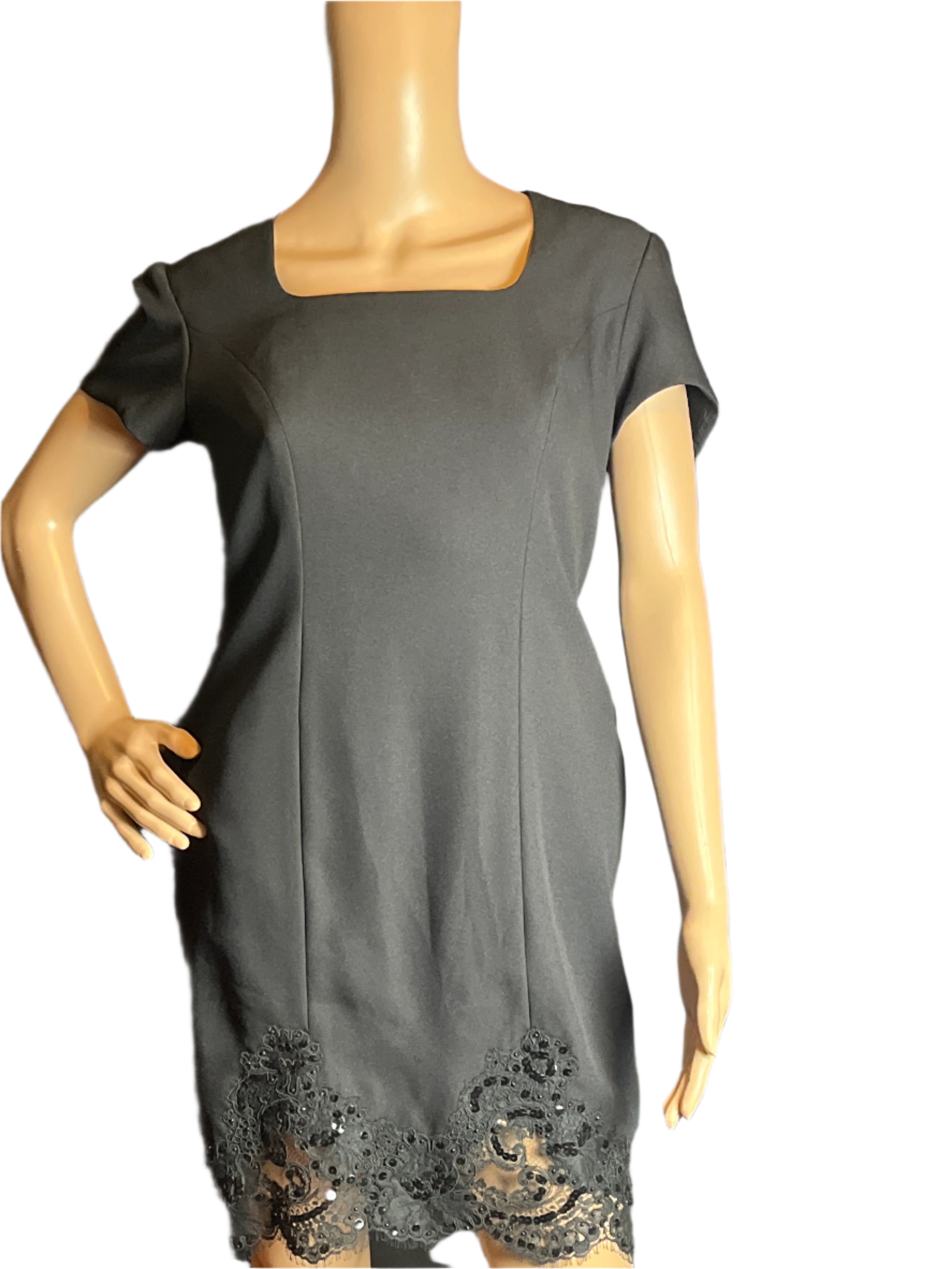 -Elegant Black Dress (size 8)