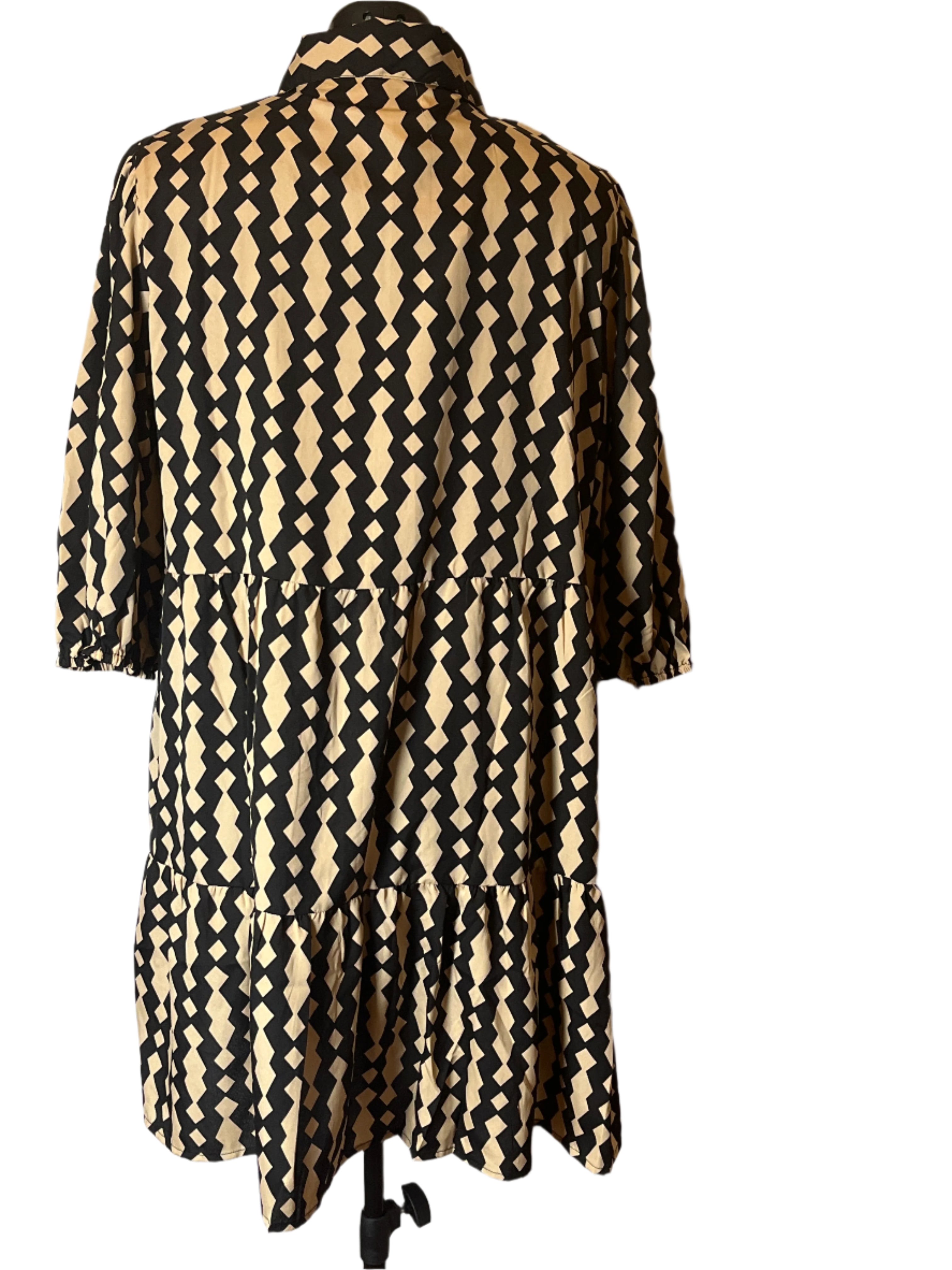 Casse’s -Geometric Patterned Dress (size 2x)
