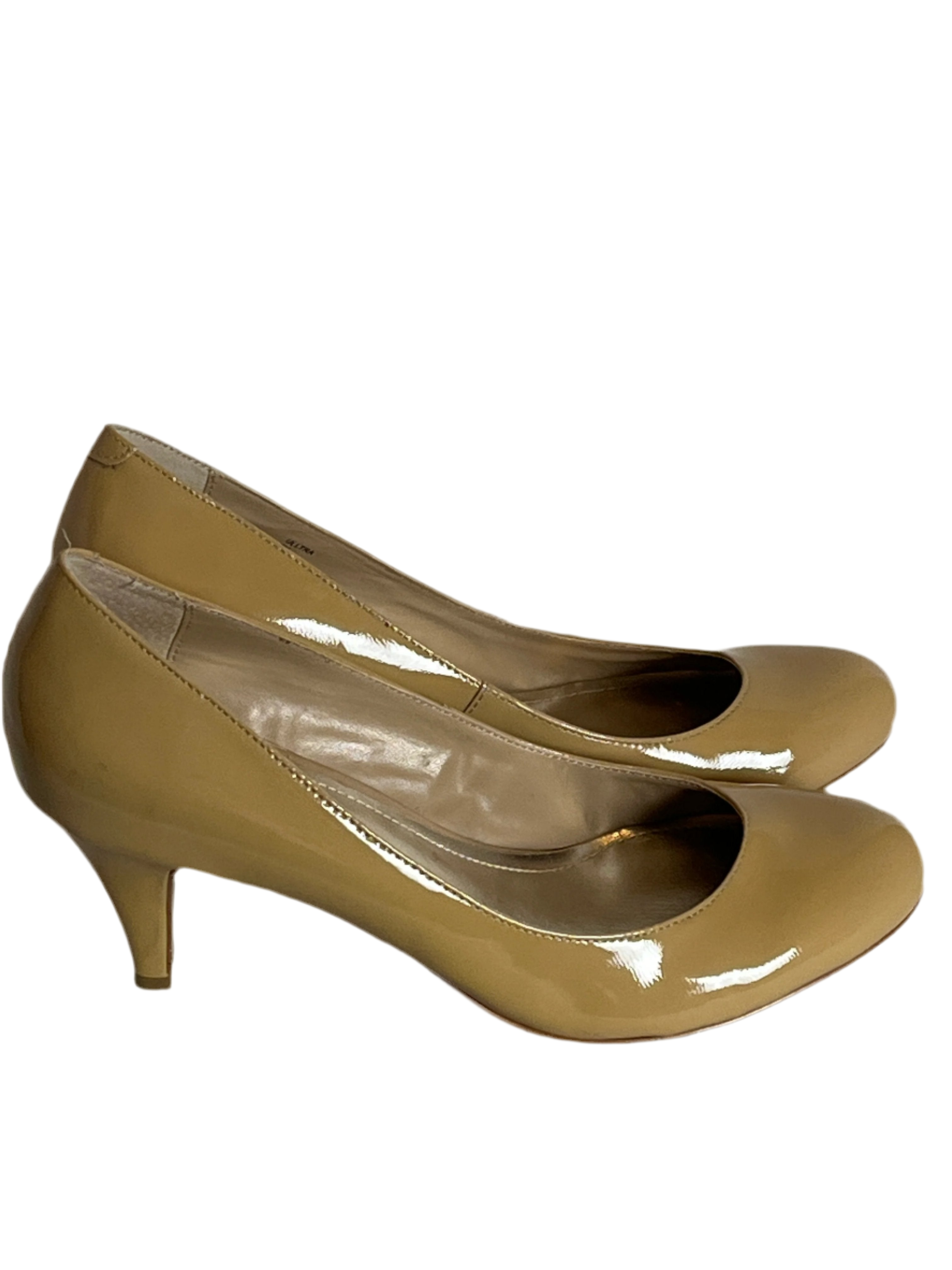 Steve Madden- Nude Heels