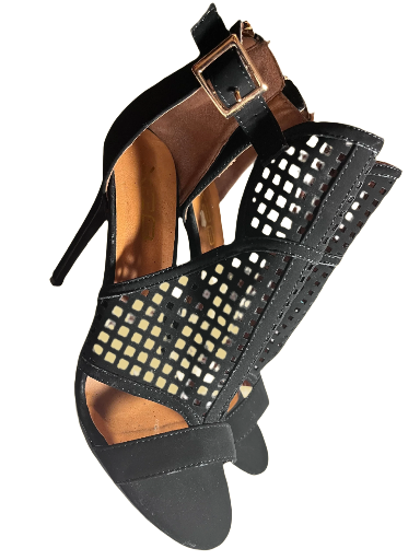 X2B- Black Heeled Sandals