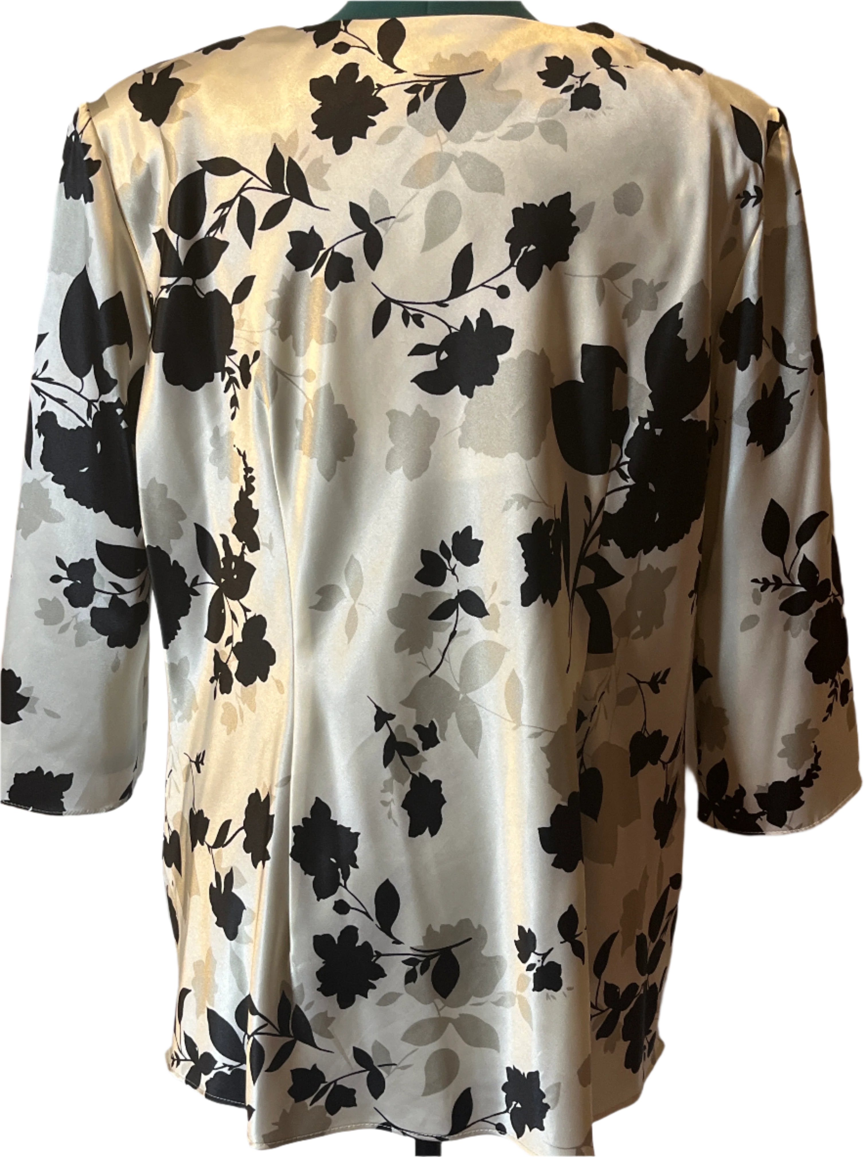 Dress Barn-Women's Floral Satin Blouse  (size 2x)