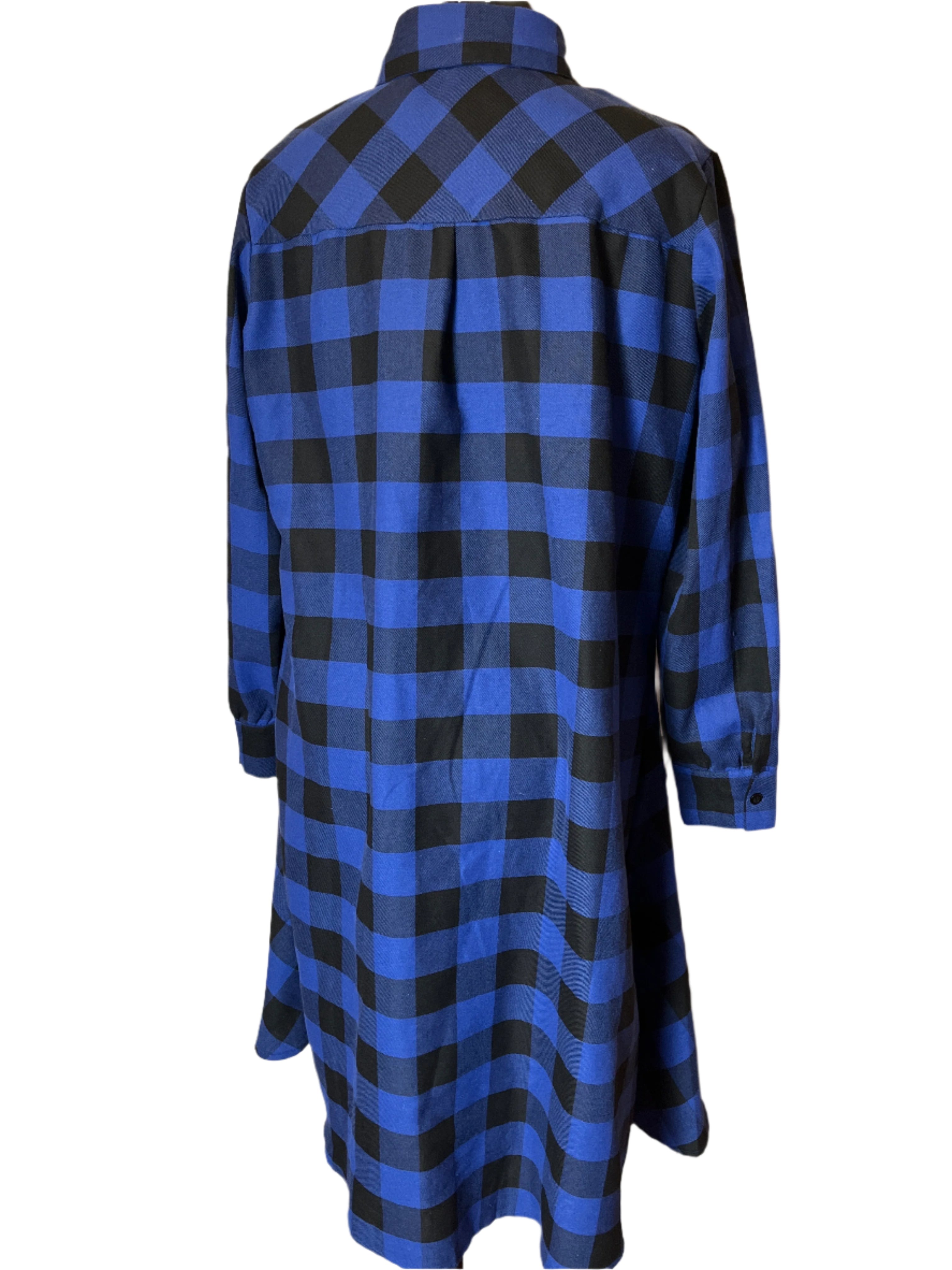 Q125-Blue and Black Checkered Long Shirt