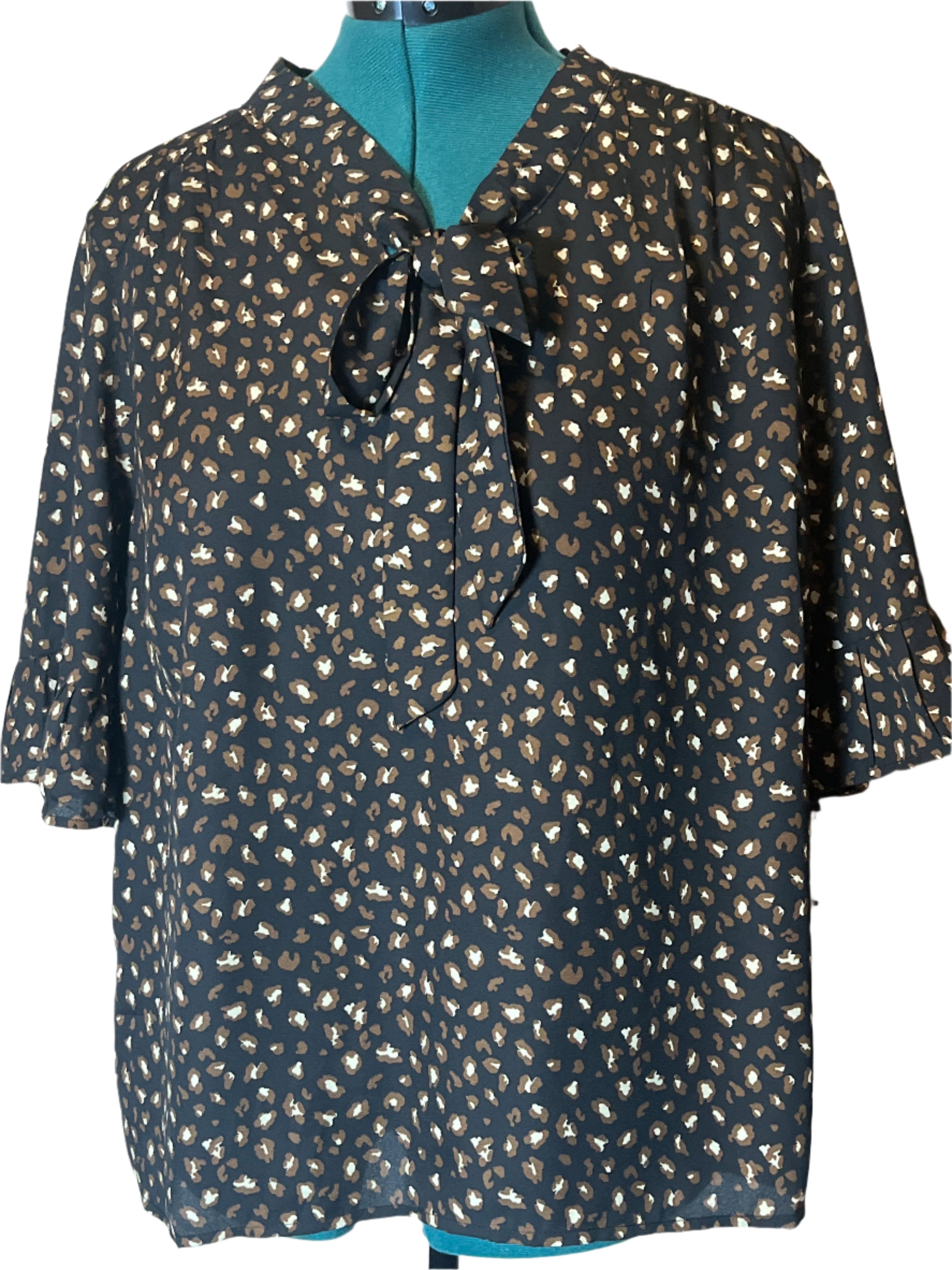 Faith & Joy - Floral-patterned blouse (size 3x)